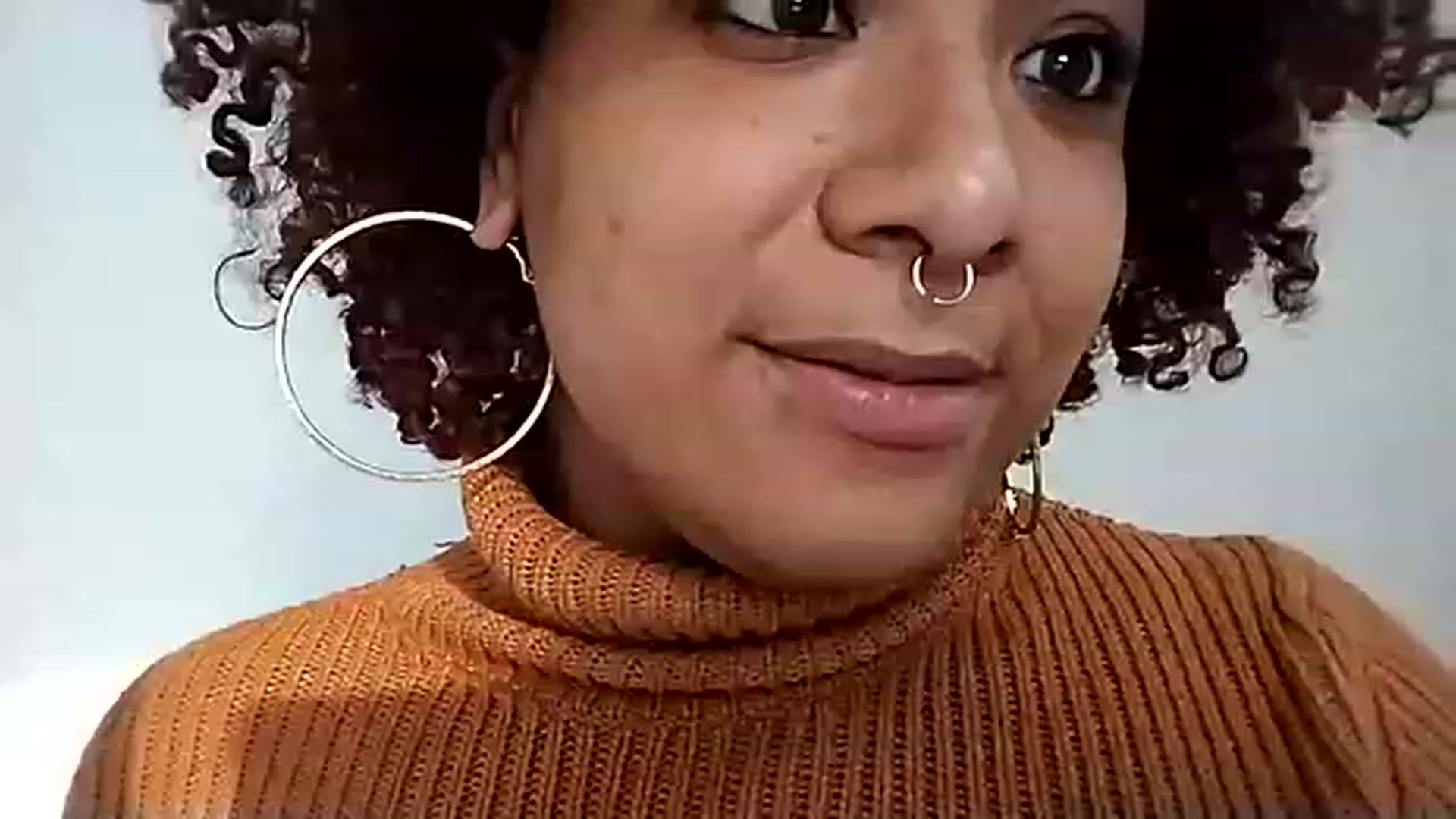 Gallery image thumbnail from Mysticbae's myfreecams stream on, 05/18/2023, 24:41 image 6 of 20