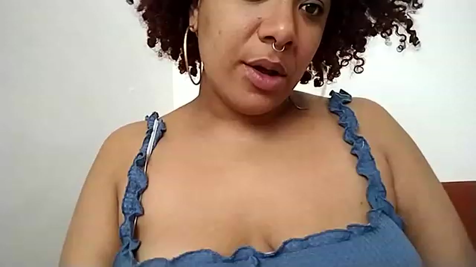 Gallery image thumbnail from Mysticbae's myfreecams stream on, 05/18/2023, 16:19 image 8 of 20