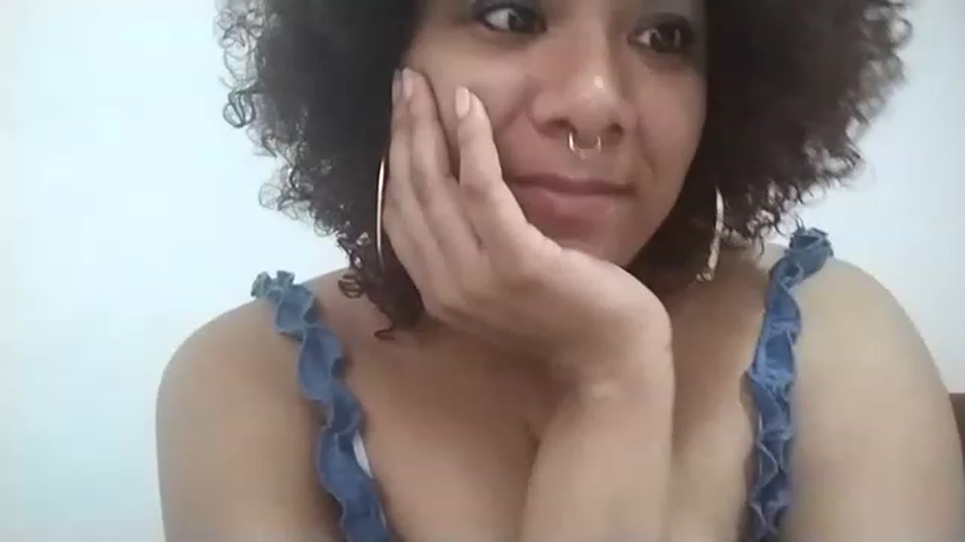 Gallery image thumbnail from Mysticbae's myfreecams stream on, 05/26/2023, 23:53 image 8 of 20