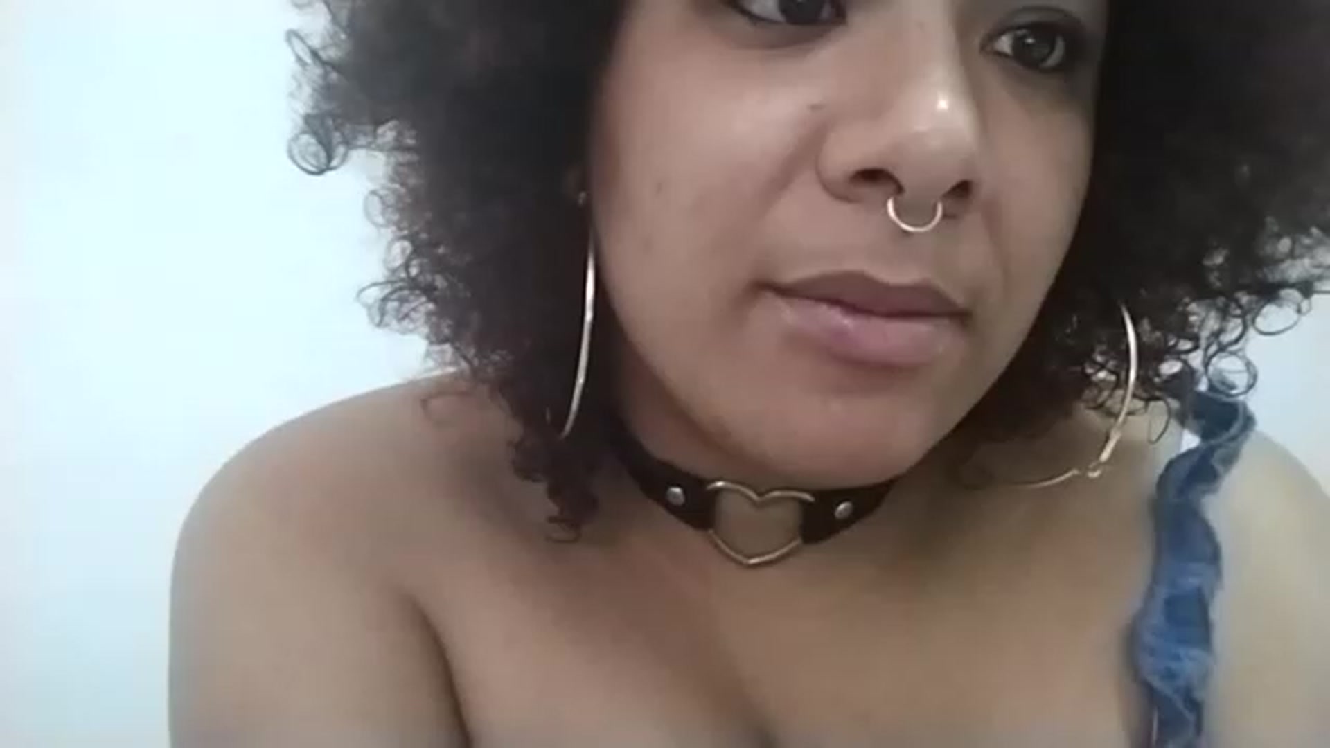 Gallery image thumbnail from Mysticbae's myfreecams stream on, 05/26/2023, 23:53 image 10 of 20