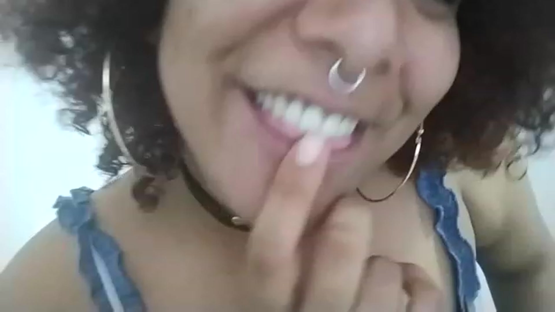 Gallery image thumbnail from Mysticbae's myfreecams stream on, 05/27/2023, 24:27 image 5 of 20