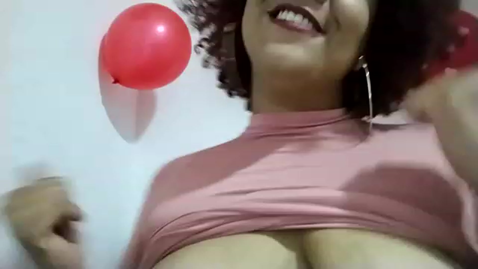 Gallery image thumbnail from Mysticbae's myfreecams stream on, 05/29/2023, 02:44 image 16 of 20