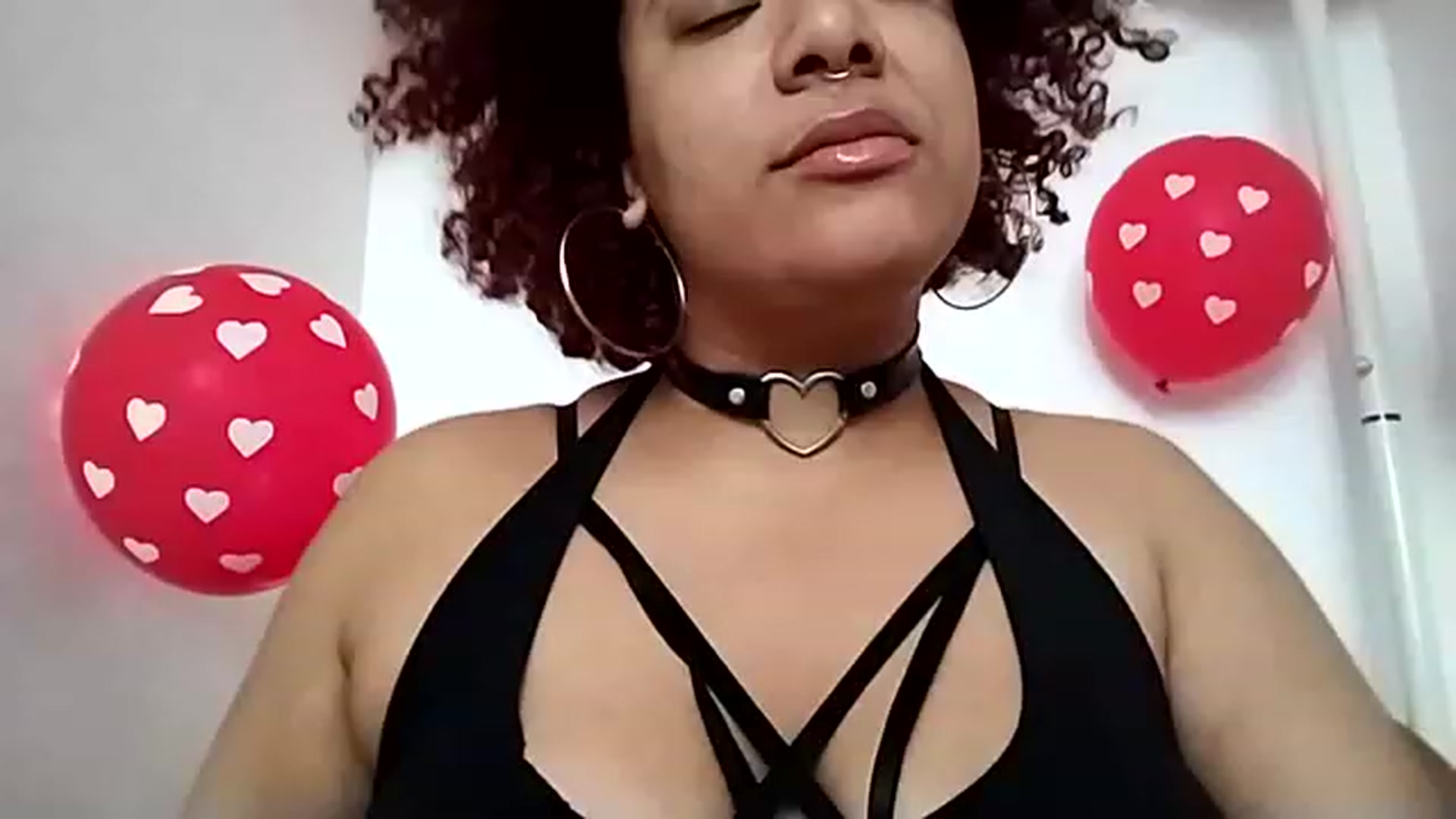 Gallery image thumbnail from Mysticbae's myfreecams stream on, 05/30/2023, 23:47 image 6 of 20