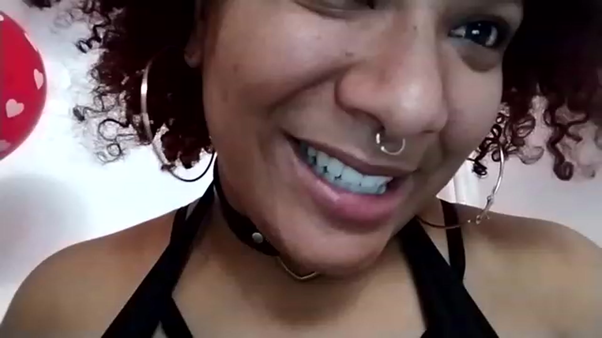 Gallery image thumbnail from Mysticbae's myfreecams stream on, 05/31/2023, 01:13 image 3 of 20
