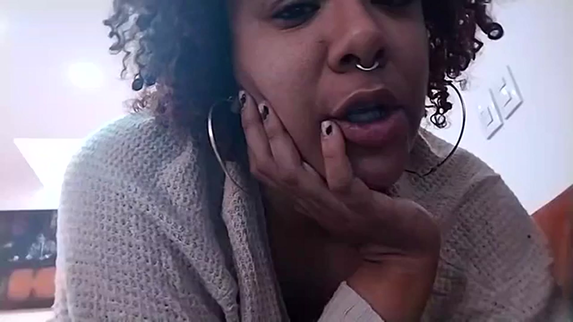 Gallery image thumbnail from Mysticbae's myfreecams stream on, 07/03/2023, 16:10 image 1 of 20