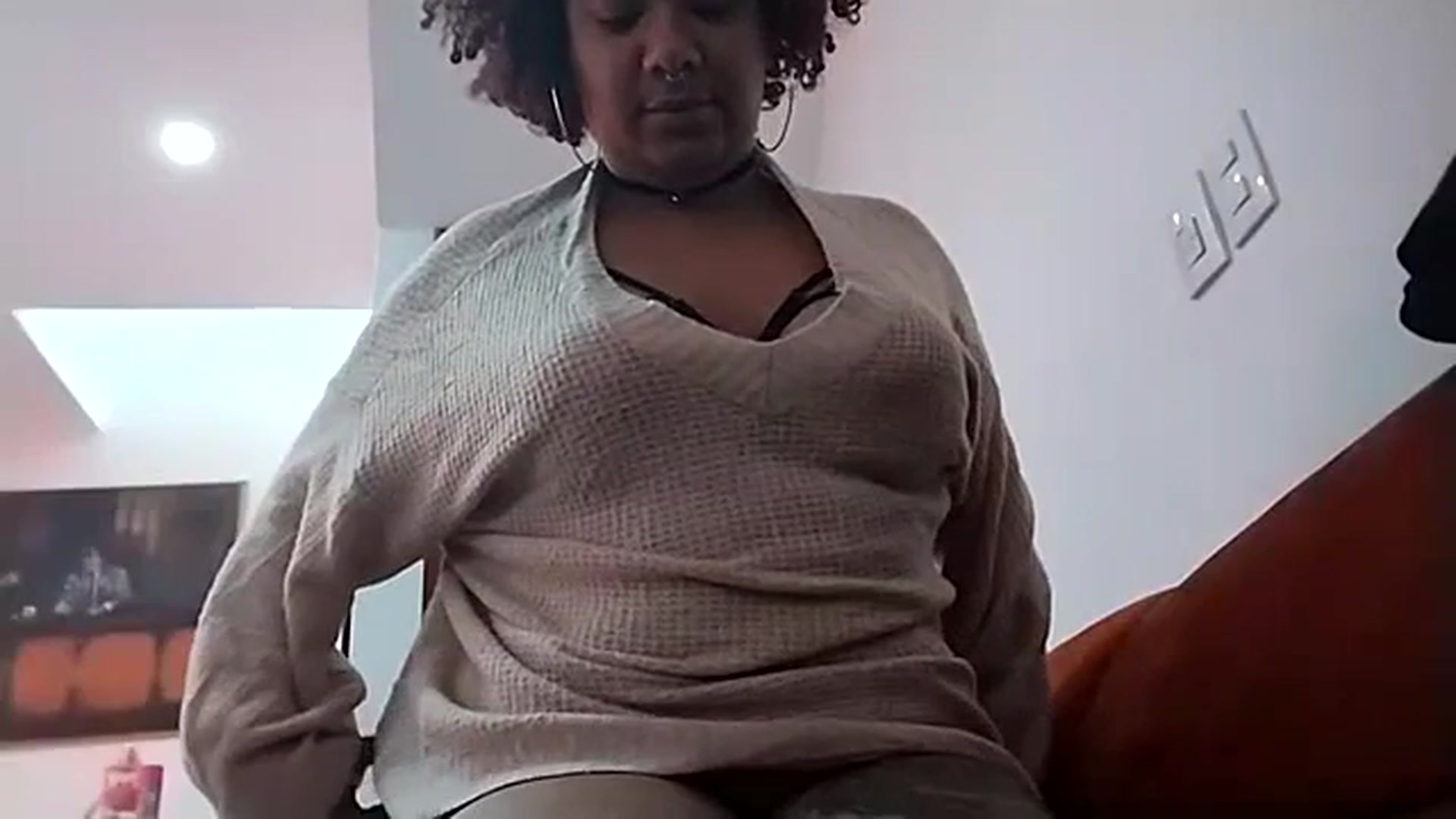 Gallery image thumbnail from Mysticbae's myfreecams stream on, 07/03/2023, 16:52 image 3 of 20