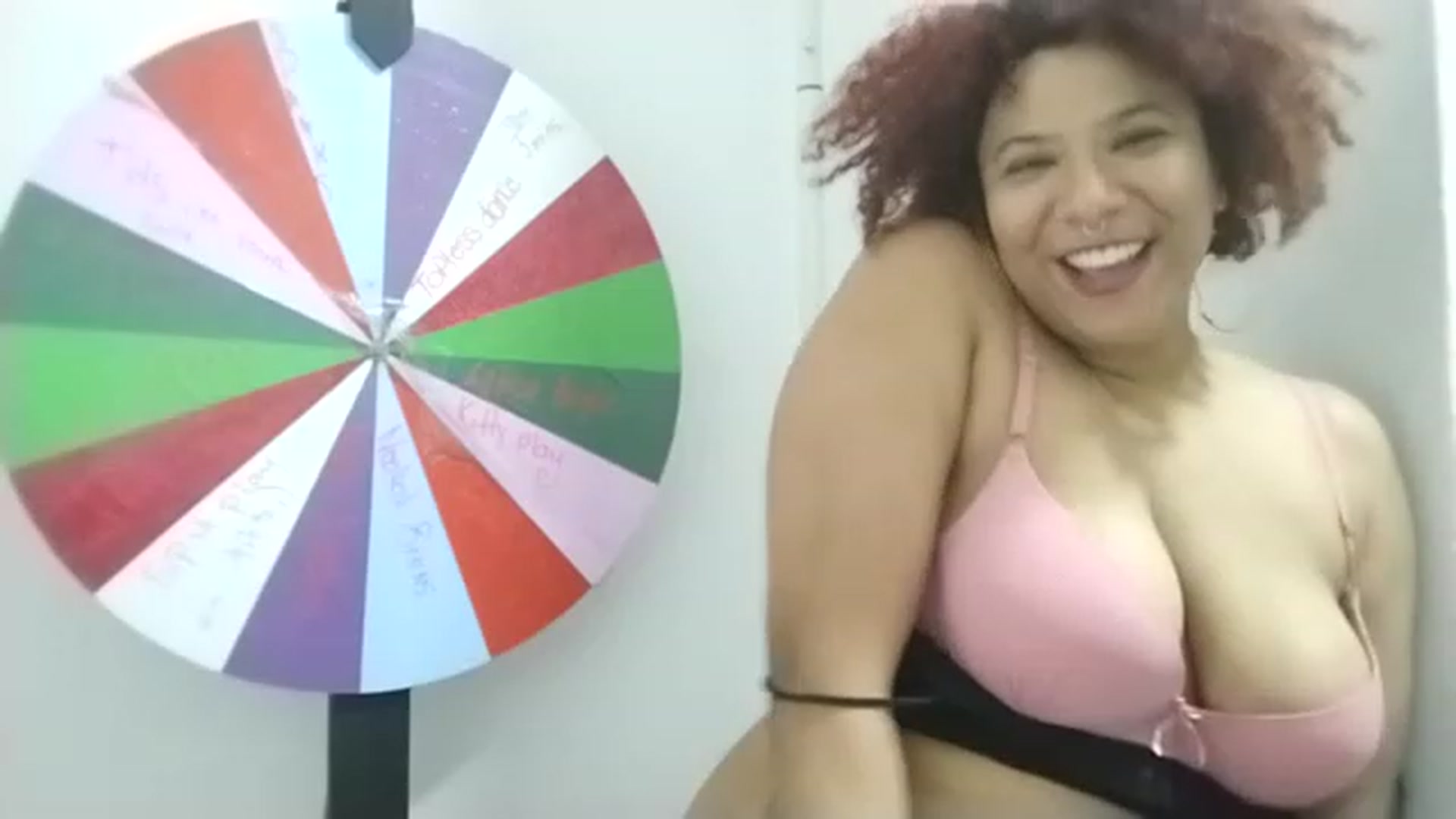Gallery image thumbnail from Mysticbae's myfreecams stream on, 07/22/2023, 02:35 image 5 of 20