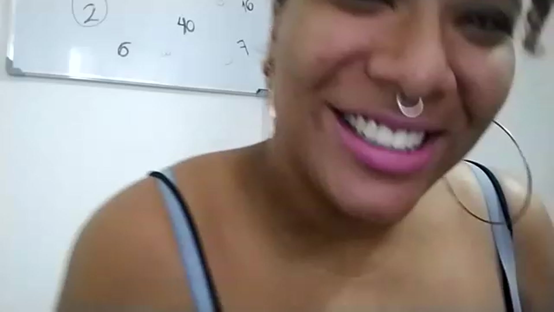 Gallery image thumbnail from Mysticbae's myfreecams stream on, 08/03/2023, 24:09 image 3 of 20