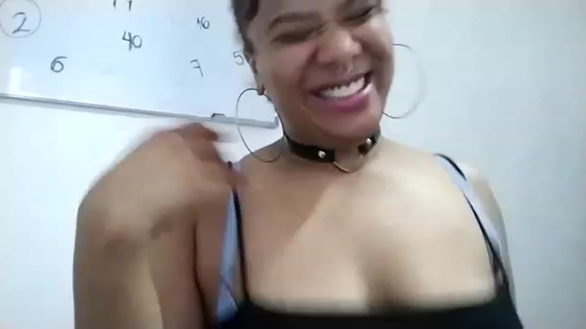 Gallery image thumbnail from Mysticbae's myfreecams stream on, 08/03/2023, 24:09 image 12 of 20