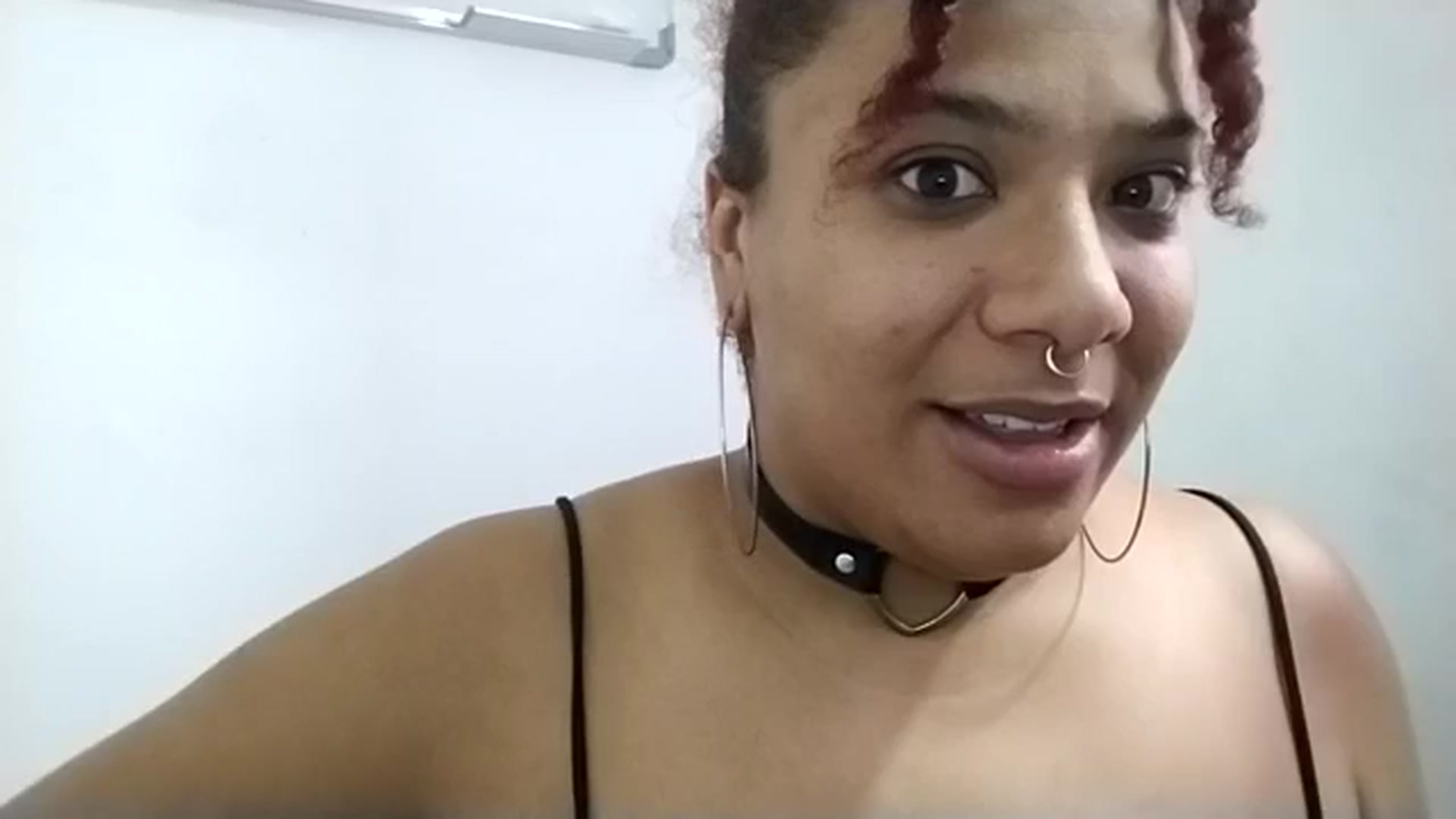 Gallery image thumbnail from Mysticbae's myfreecams stream on, 08/03/2023, 01:16 image 18 of 20