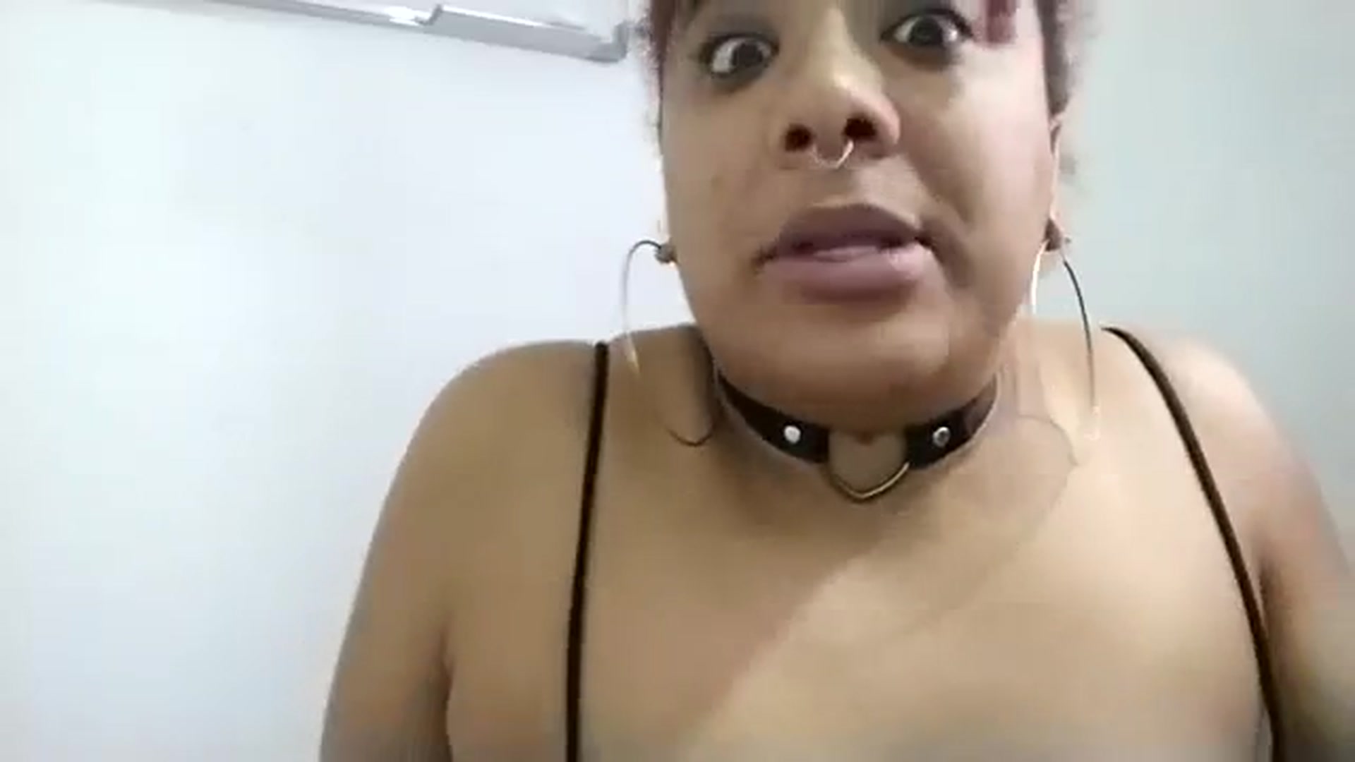 Gallery image thumbnail from Mysticbae's myfreecams stream on, 08/03/2023, 01:16 image 11 of 20