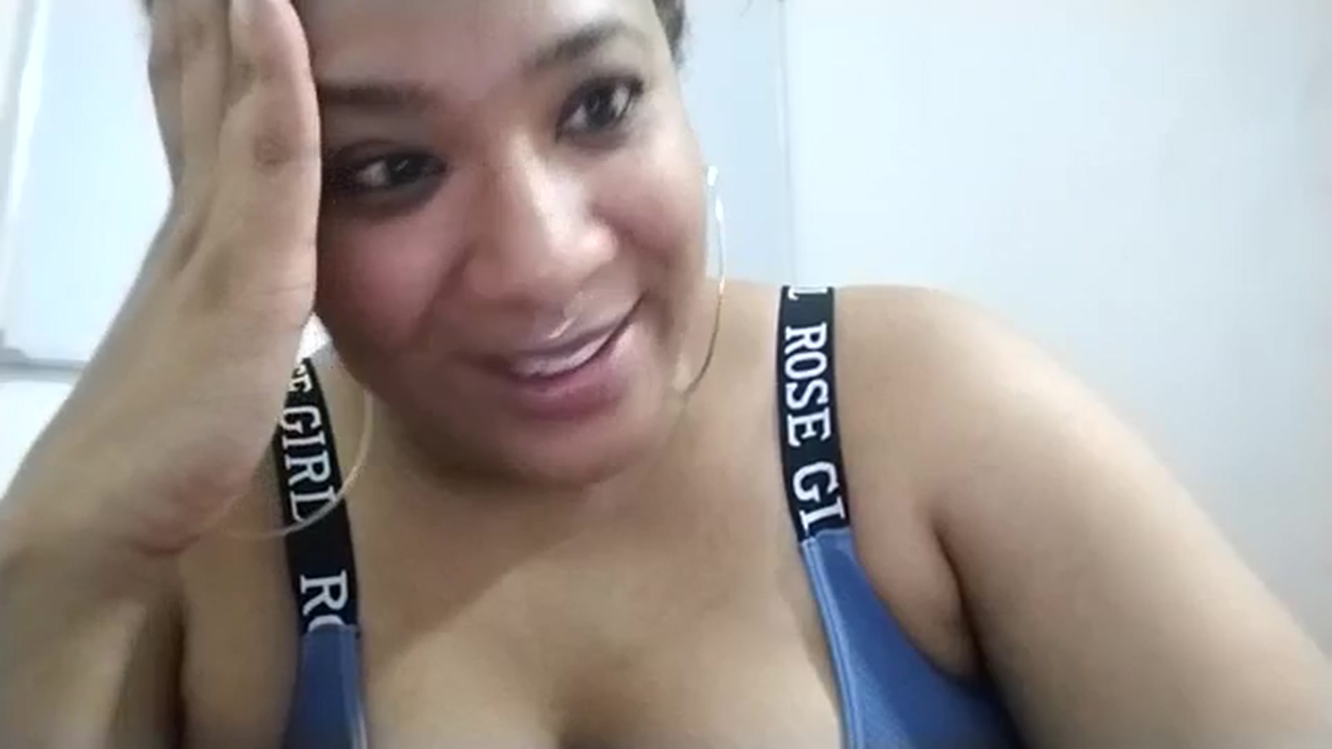 Gallery image thumbnail from Mysticbae's myfreecams stream on, 08/09/2023, 02:04 image 16 of 20