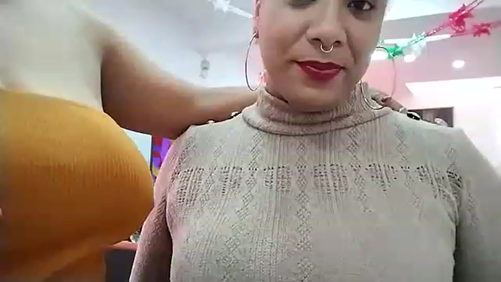 Gallery image thumbnail from Mysticbae's myfreecams stream on, 09/19/2023, 17:49 image 6 of 20