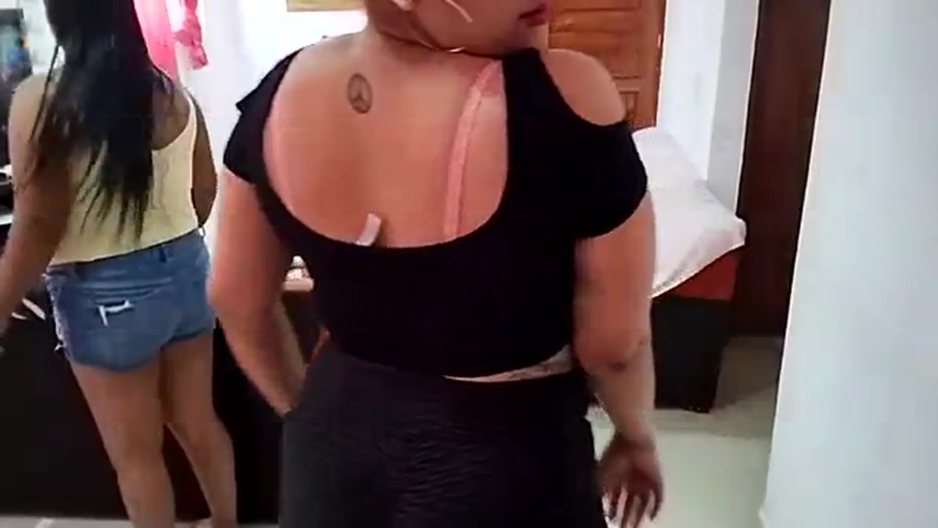 Gallery image thumbnail from Mysticbae's myfreecams stream on, 09/28/2023, 17:51 image 16 of 20