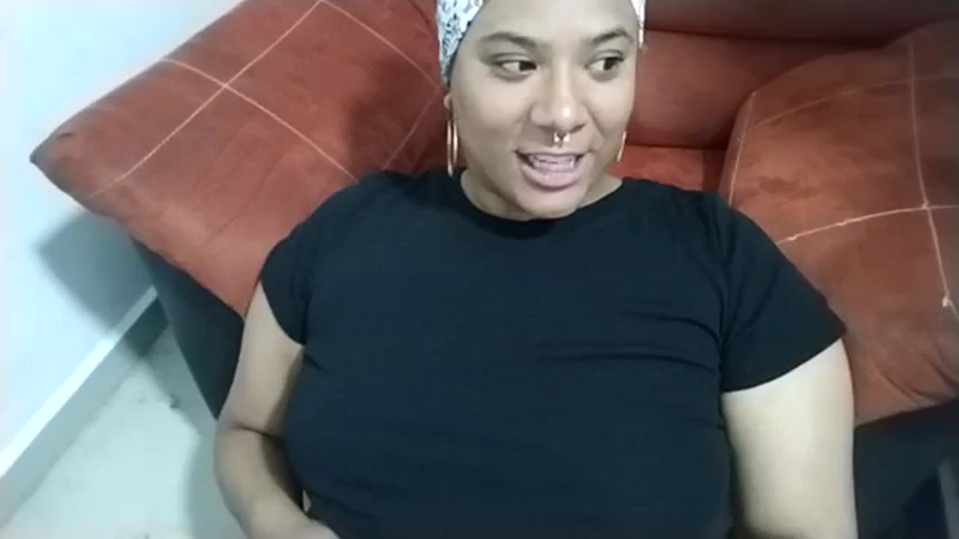 Gallery image thumbnail from Mysticbae's myfreecams stream on, 10/06/2023, 01:05 image 6 of 20