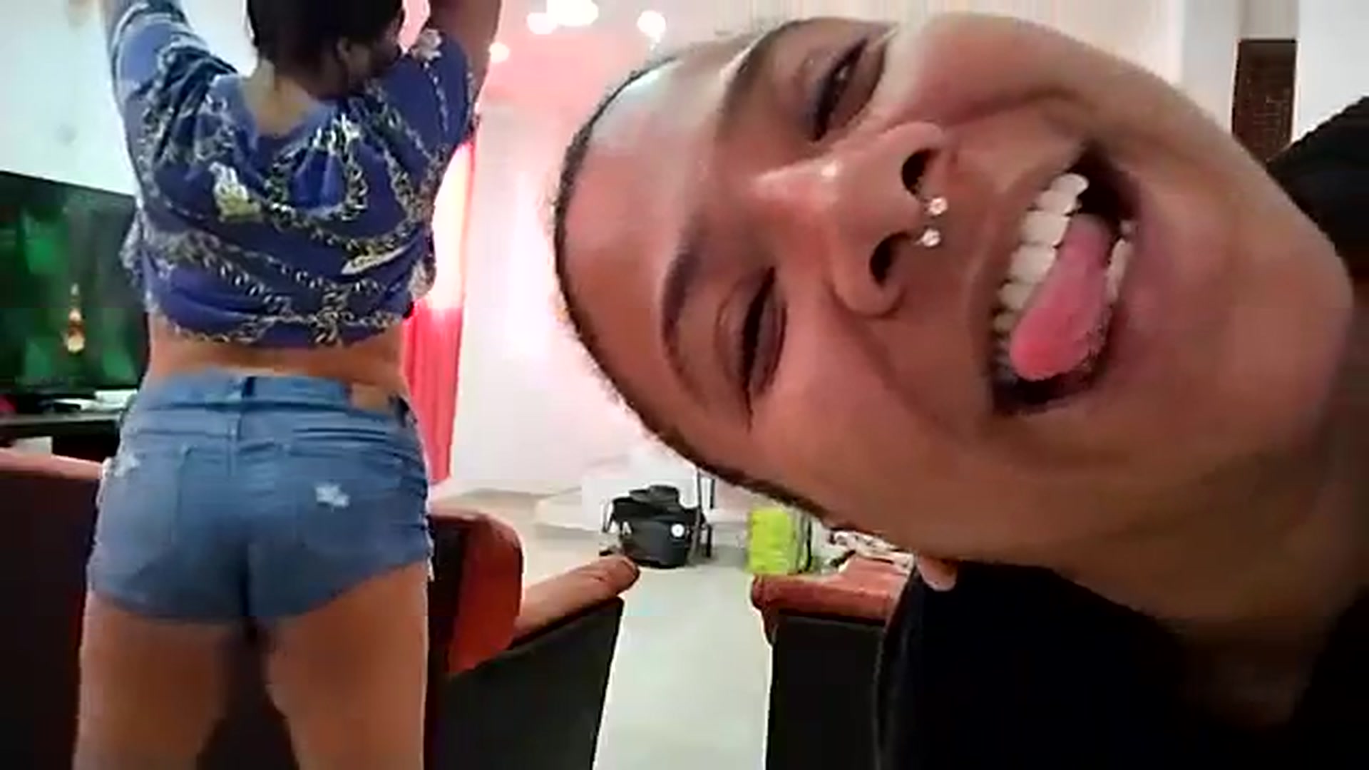 Gallery image thumbnail from Mysticbae's myfreecams stream on, 10/13/2023, 18:15 image 16 of 20