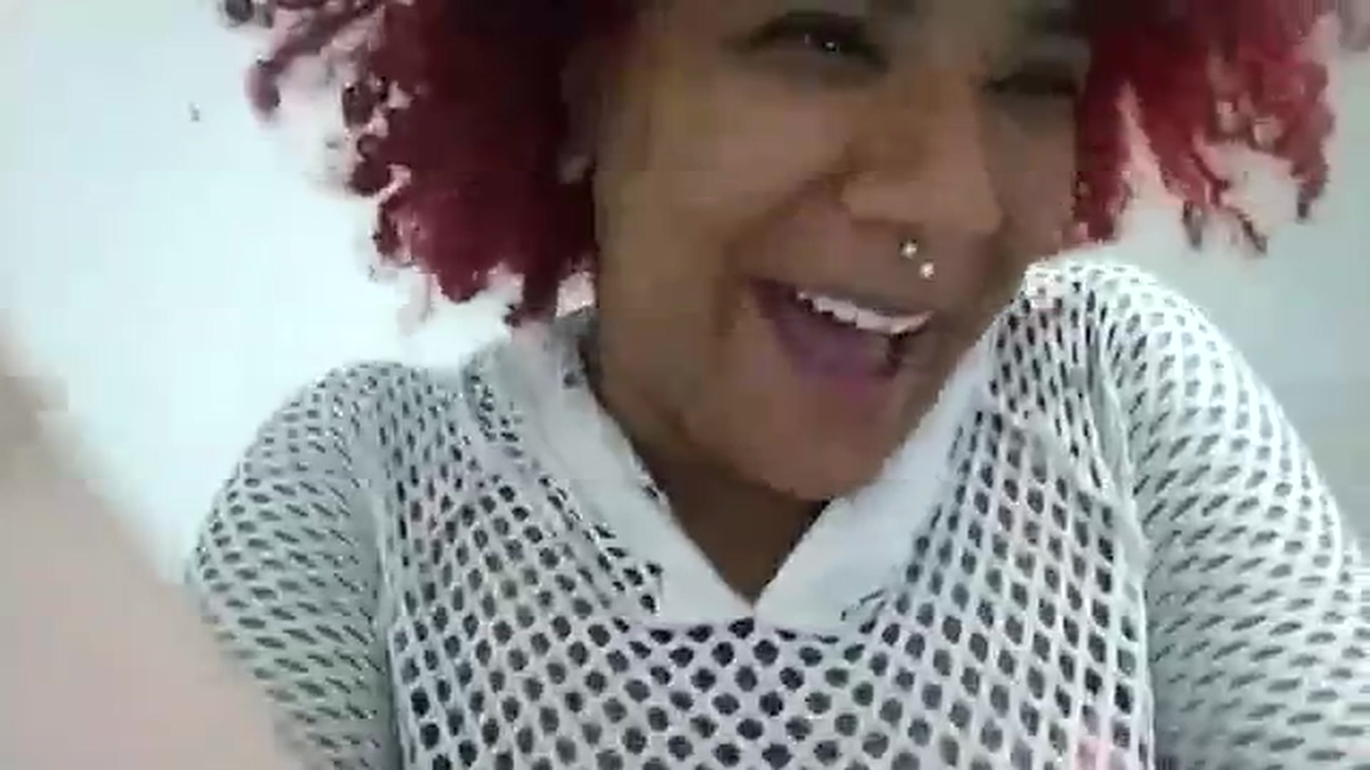 Gallery image thumbnail from Mysticbae's myfreecams stream on, 10/18/2023, 01:43 image 16 of 20