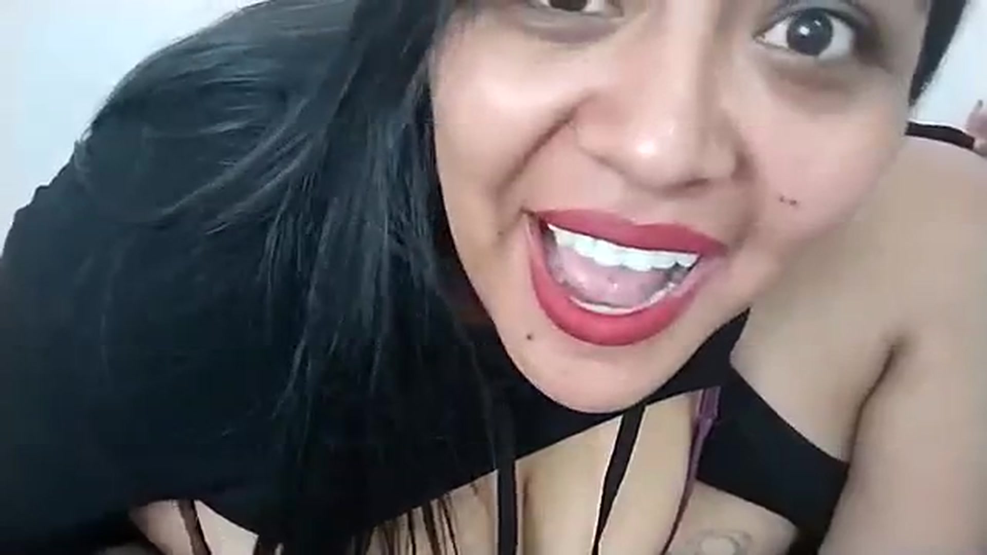 Gallery image thumbnail from Mysticbae's myfreecams stream on, 10/28/2023, 18:34 image 10 of 20