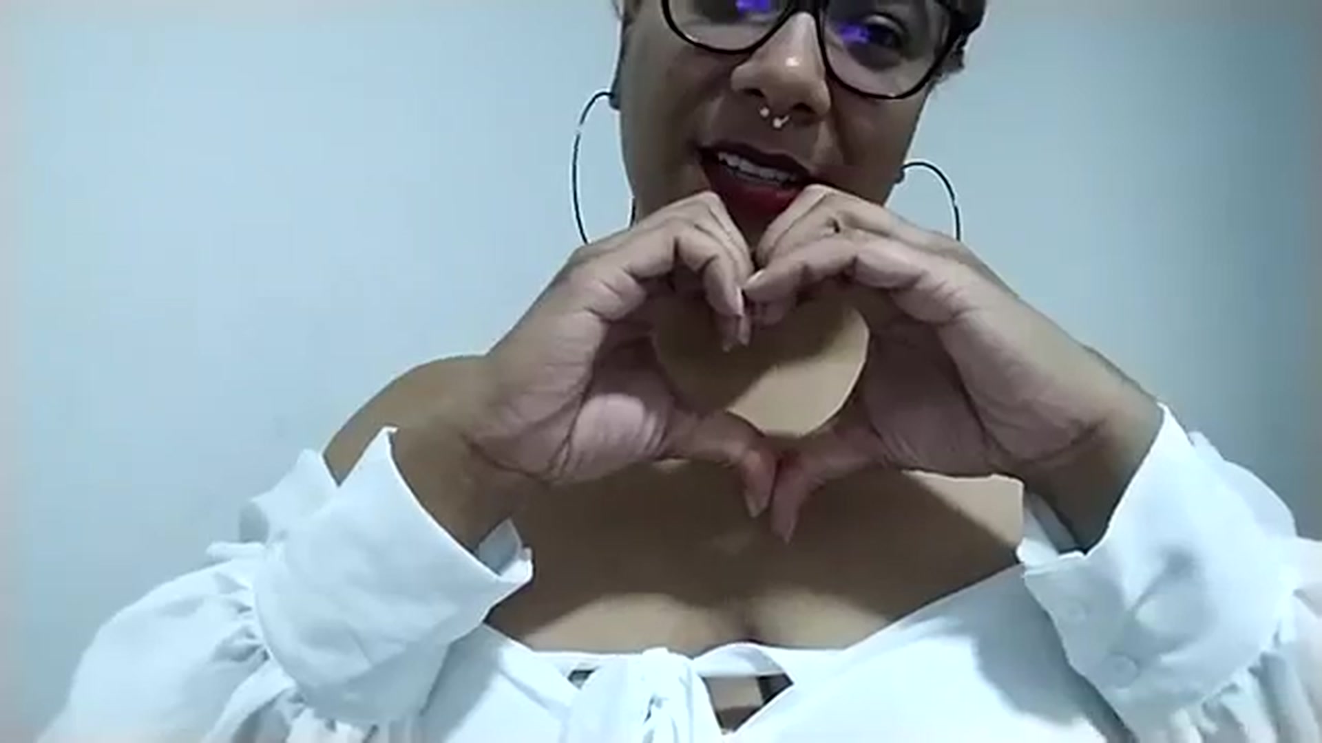 Gallery image thumbnail from Mysticbae's myfreecams stream on, 10/31/2023, 01:51 image 20 of 20