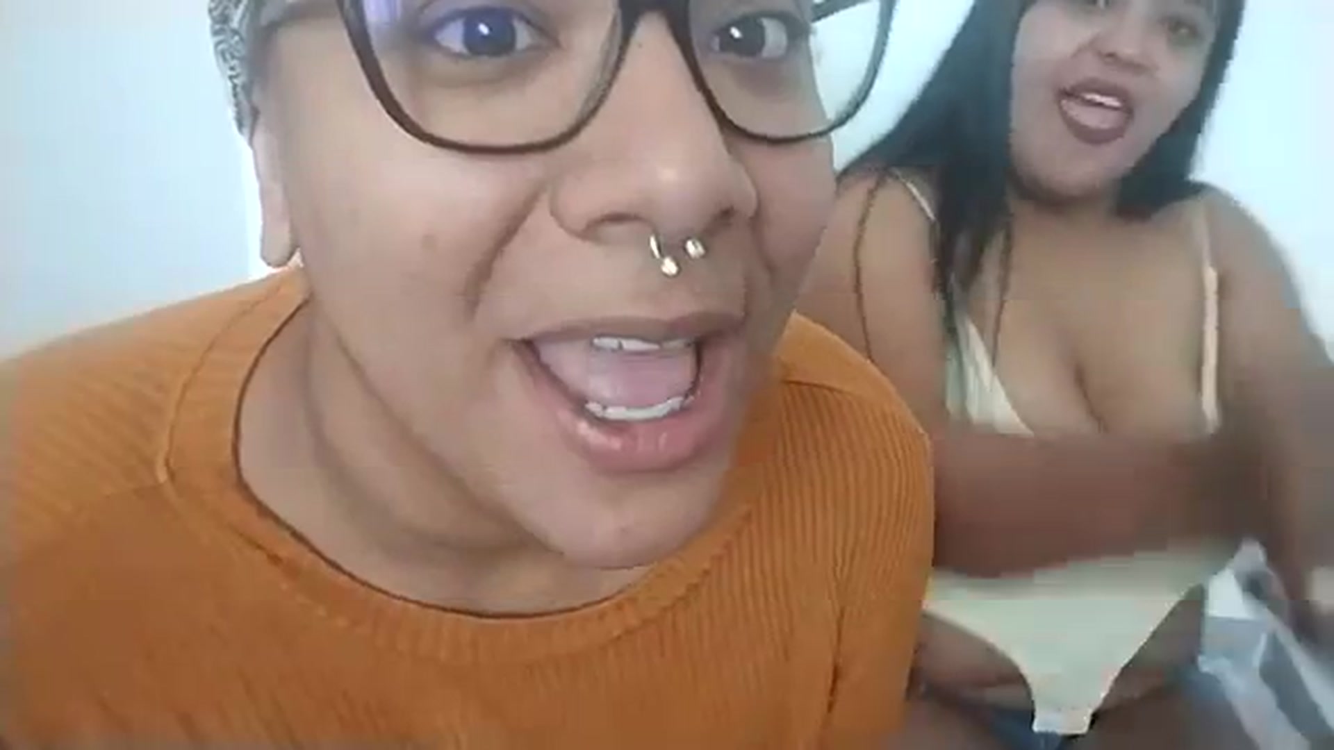 Gallery image thumbnail from Mysticbae's myfreecams stream on, 11/01/2023, 18:35 image 8 of 20