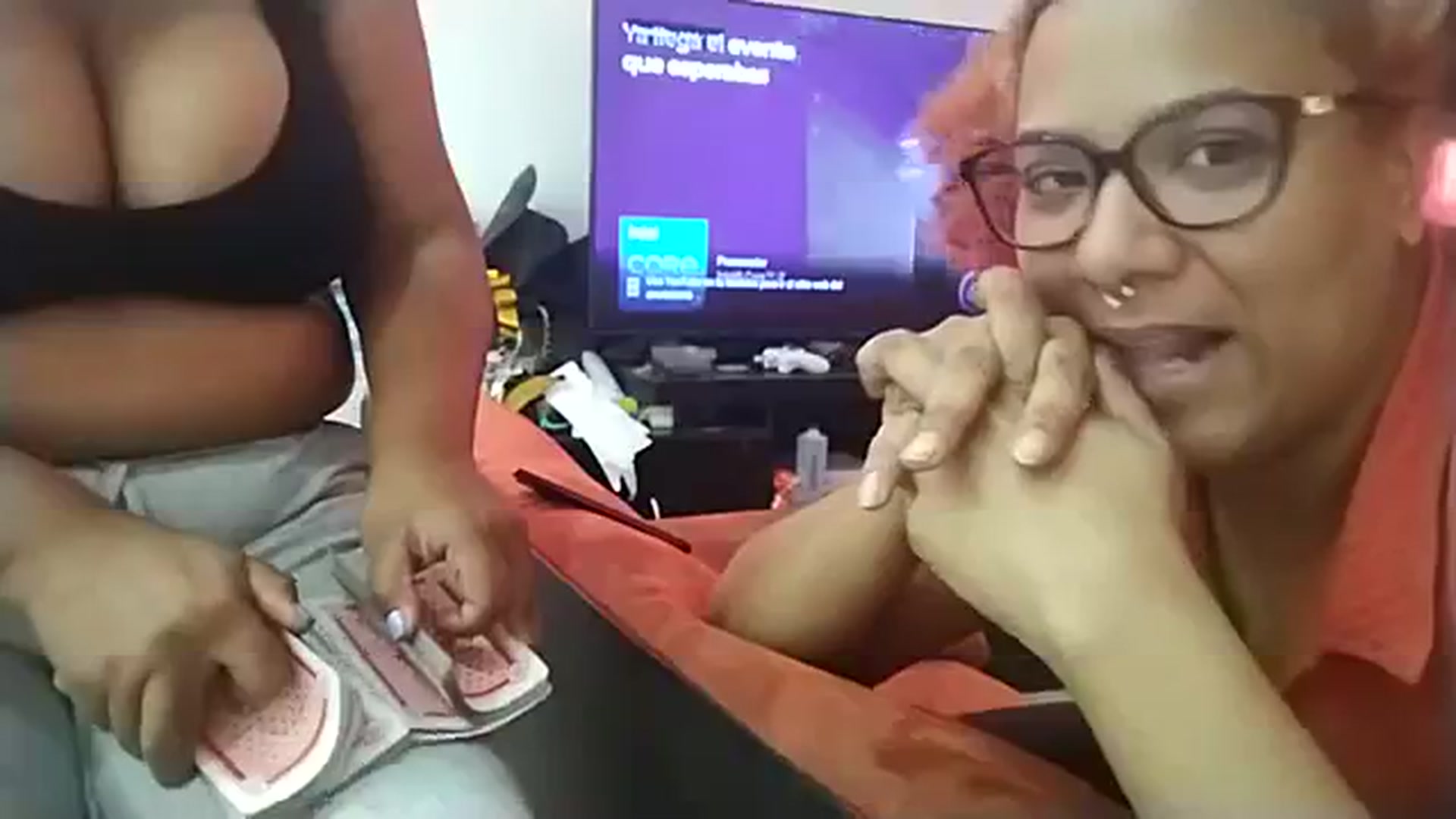 Gallery image thumbnail from Mysticbae's myfreecams stream on, 11/08/2023, 17:53 image 13 of 20