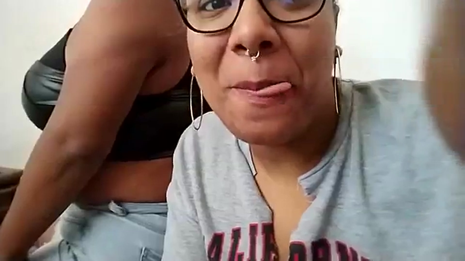 Gallery image thumbnail from Mysticbae's myfreecams stream on, 11/18/2023, 16:17 image 15 of 20