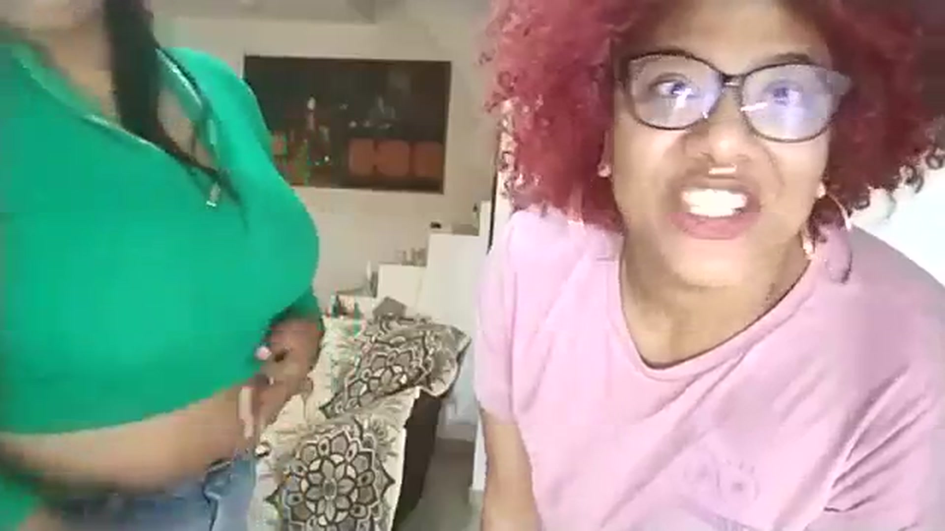 Gallery image thumbnail from Mysticbae's myfreecams stream on, 11/23/2023, 01:05 image 11 of 20