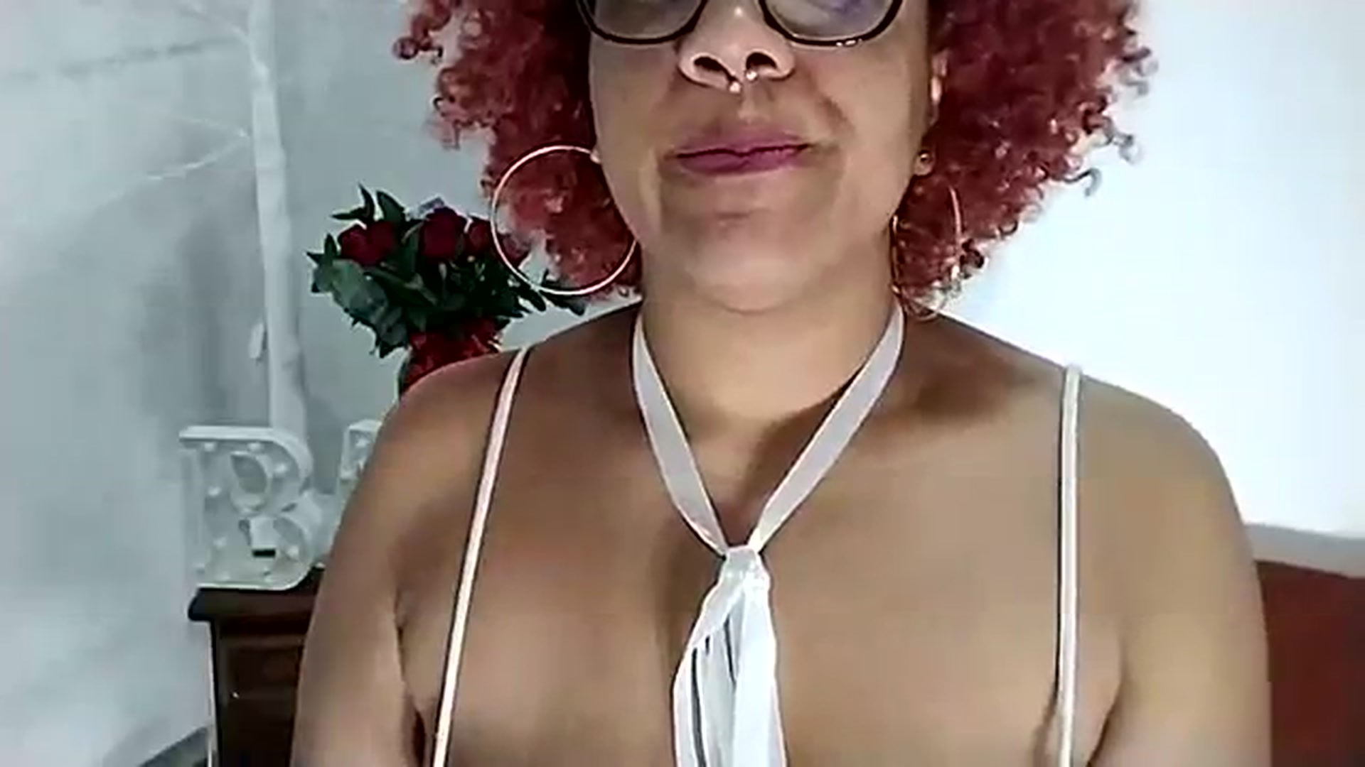 Gallery image thumbnail from Mysticbae's myfreecams stream on, 11/25/2023, 02:34 image 6 of 20