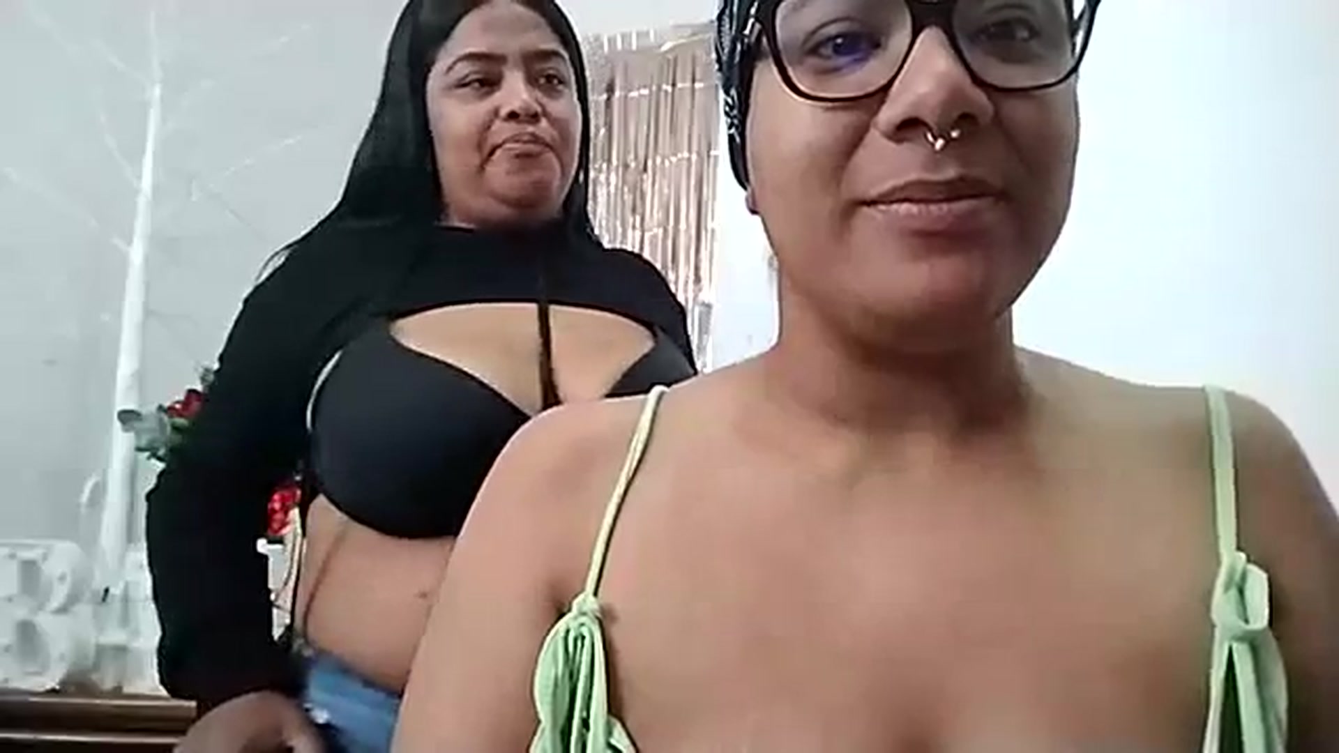 Gallery image thumbnail from Mysticbae's myfreecams stream on, 11/28/2023, 19:12 image 19 of 20