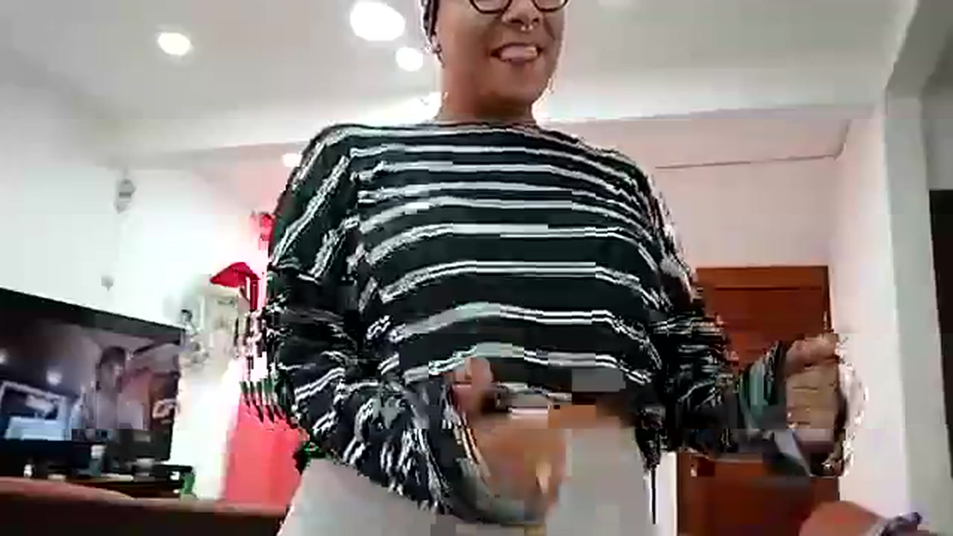 Gallery image thumbnail from Mysticbae's myfreecams stream on, 12/07/2023, 18:07 image 4 of 20