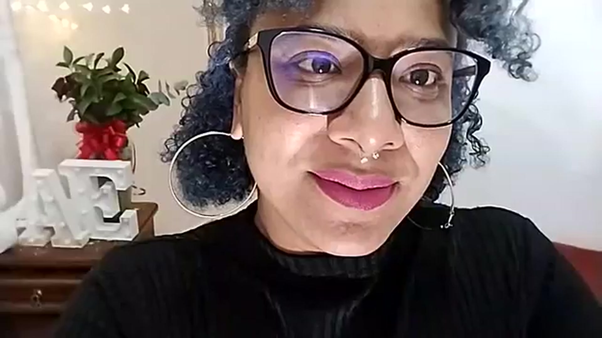 Gallery image thumbnail from Mysticbae's myfreecams stream on, 12/08/2023, 24:40 image 19 of 20
