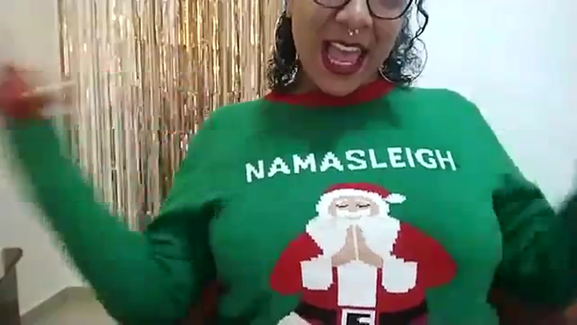 Gallery image thumbnail from Mysticbae's myfreecams stream on, 12/11/2023, 01:07 image 7 of 20