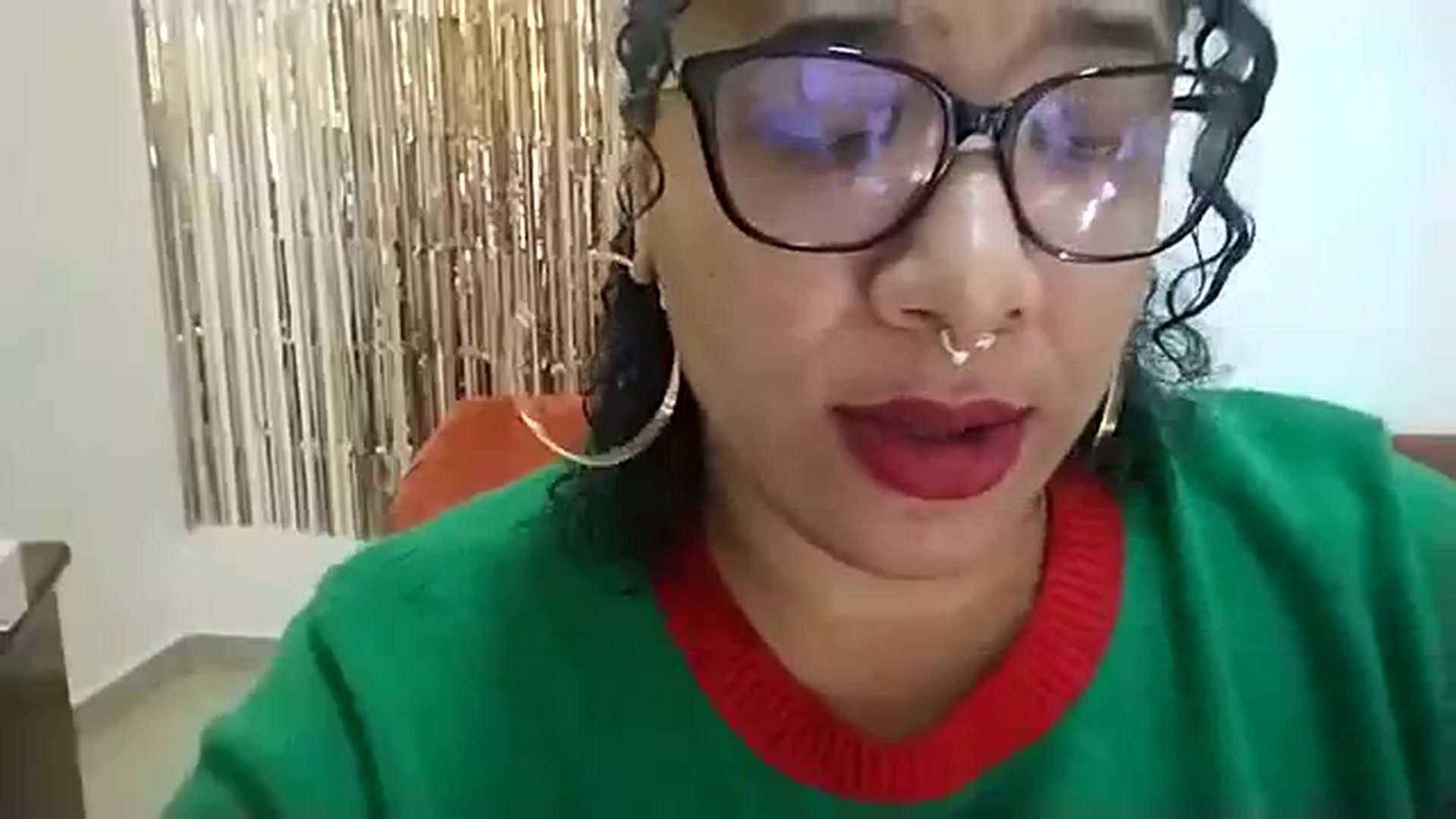 Gallery image thumbnail from Mysticbae's myfreecams stream on, 12/11/2023, 01:07 image 6 of 20