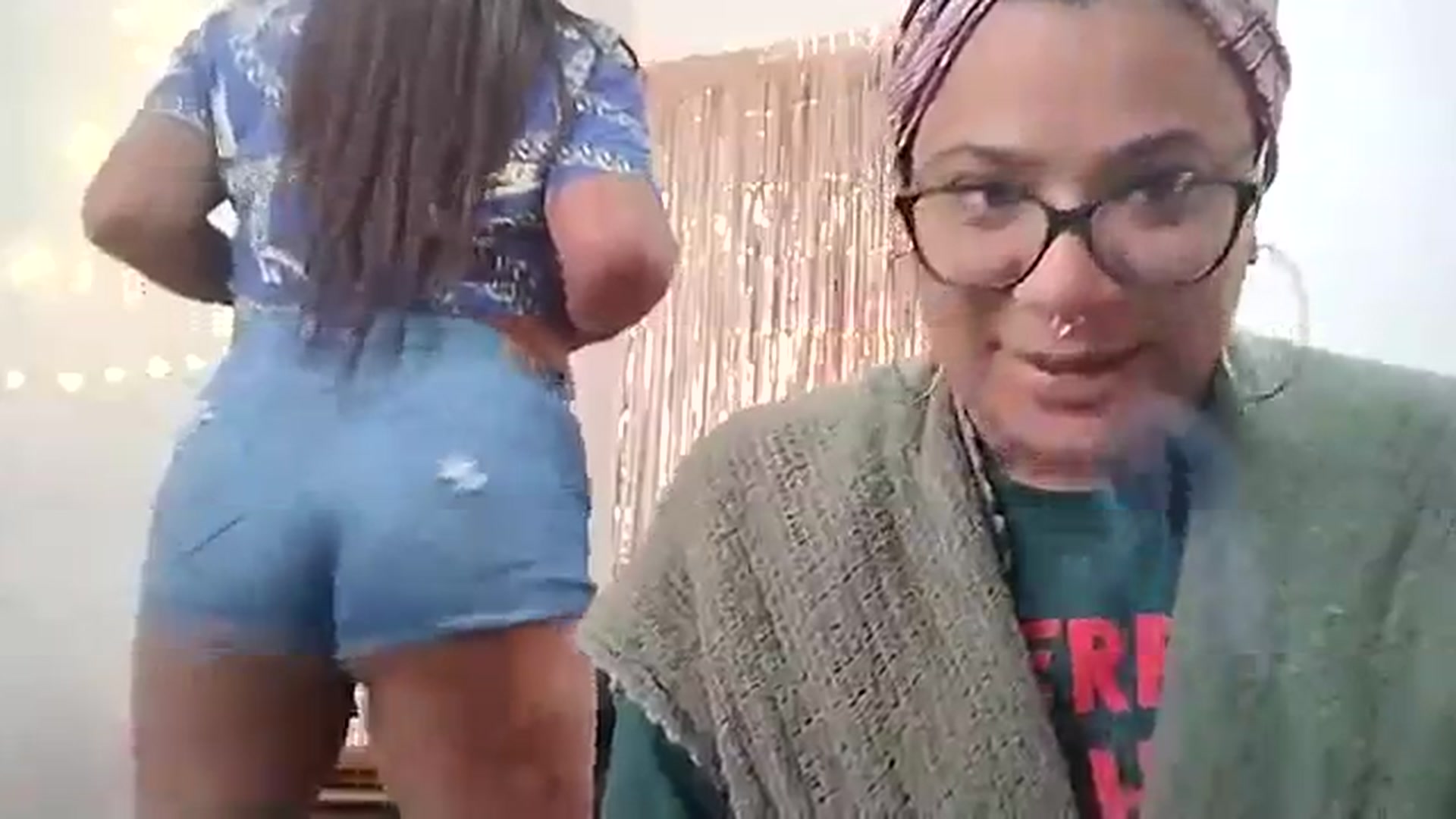 Gallery image thumbnail from Mysticbae's myfreecams stream on, 12/22/2023, 17:15 image 5 of 20