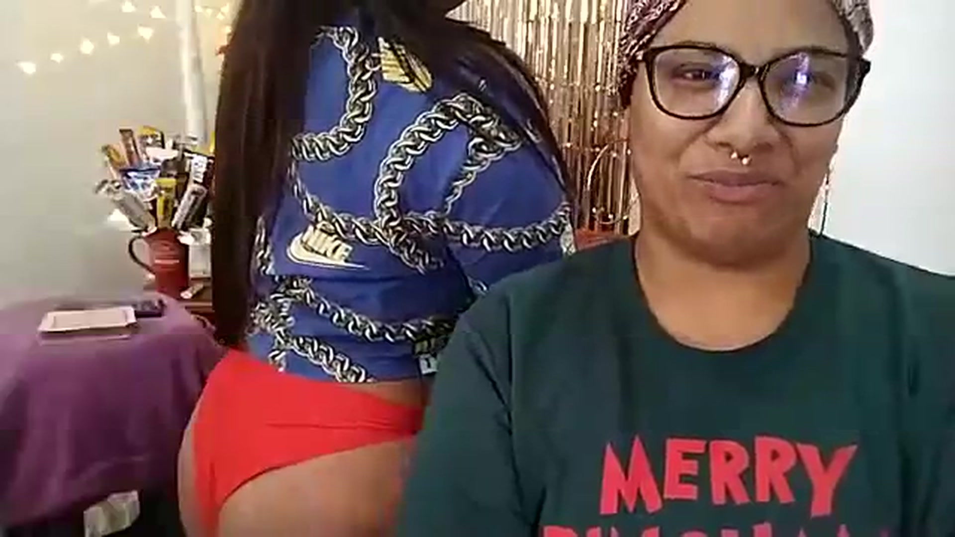 Gallery image thumbnail from Mysticbae's myfreecams stream on, 12/22/2023, 19:12 image 9 of 20