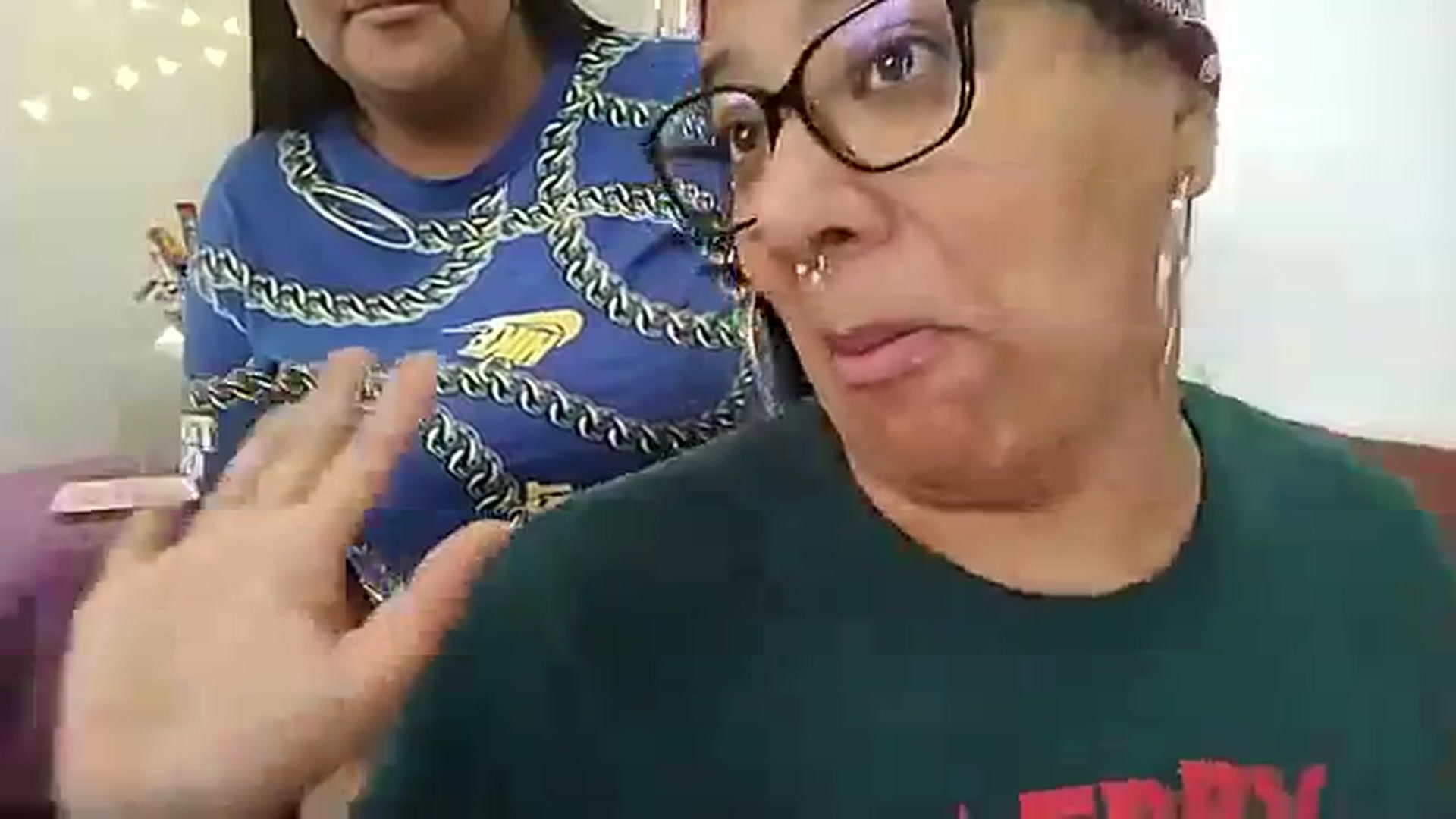 Gallery image thumbnail from Mysticbae's myfreecams stream on, 12/22/2023, 19:12 image 15 of 20