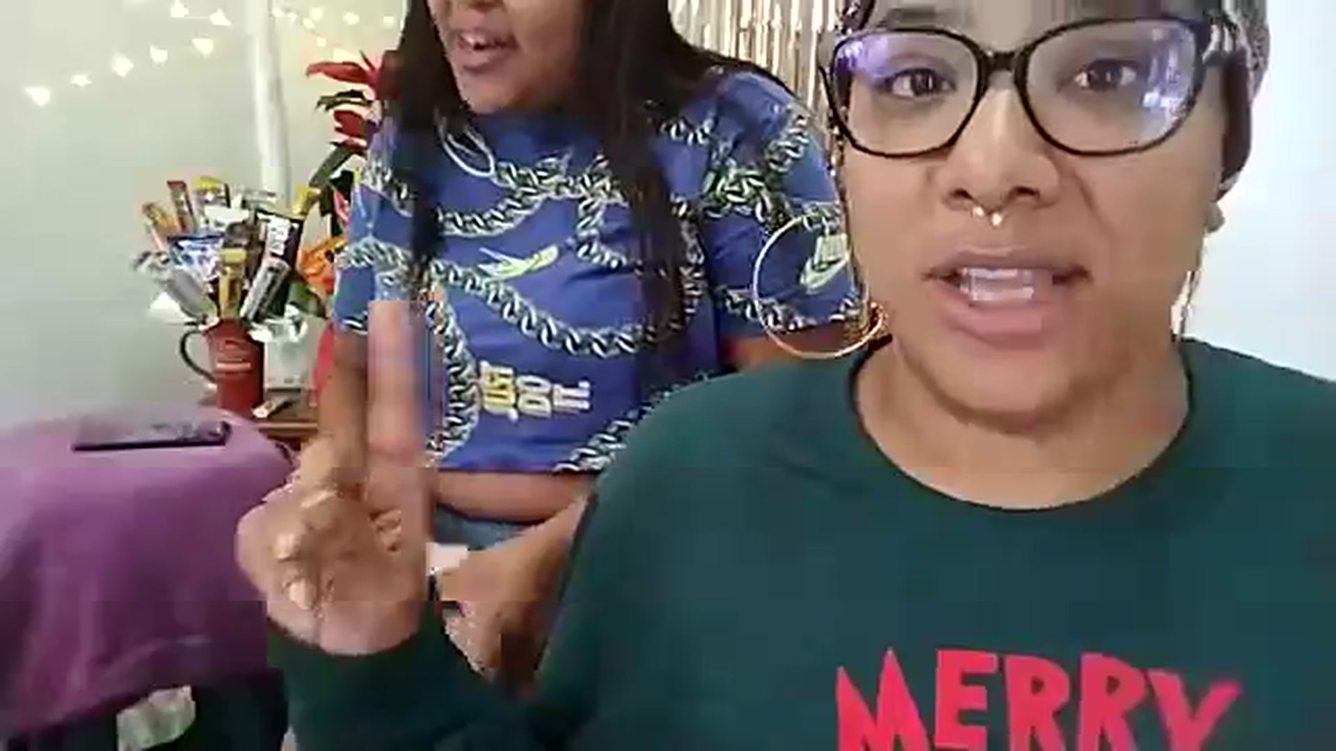 Gallery image thumbnail from Mysticbae's myfreecams stream on, 12/22/2023, 19:12 image 8 of 20