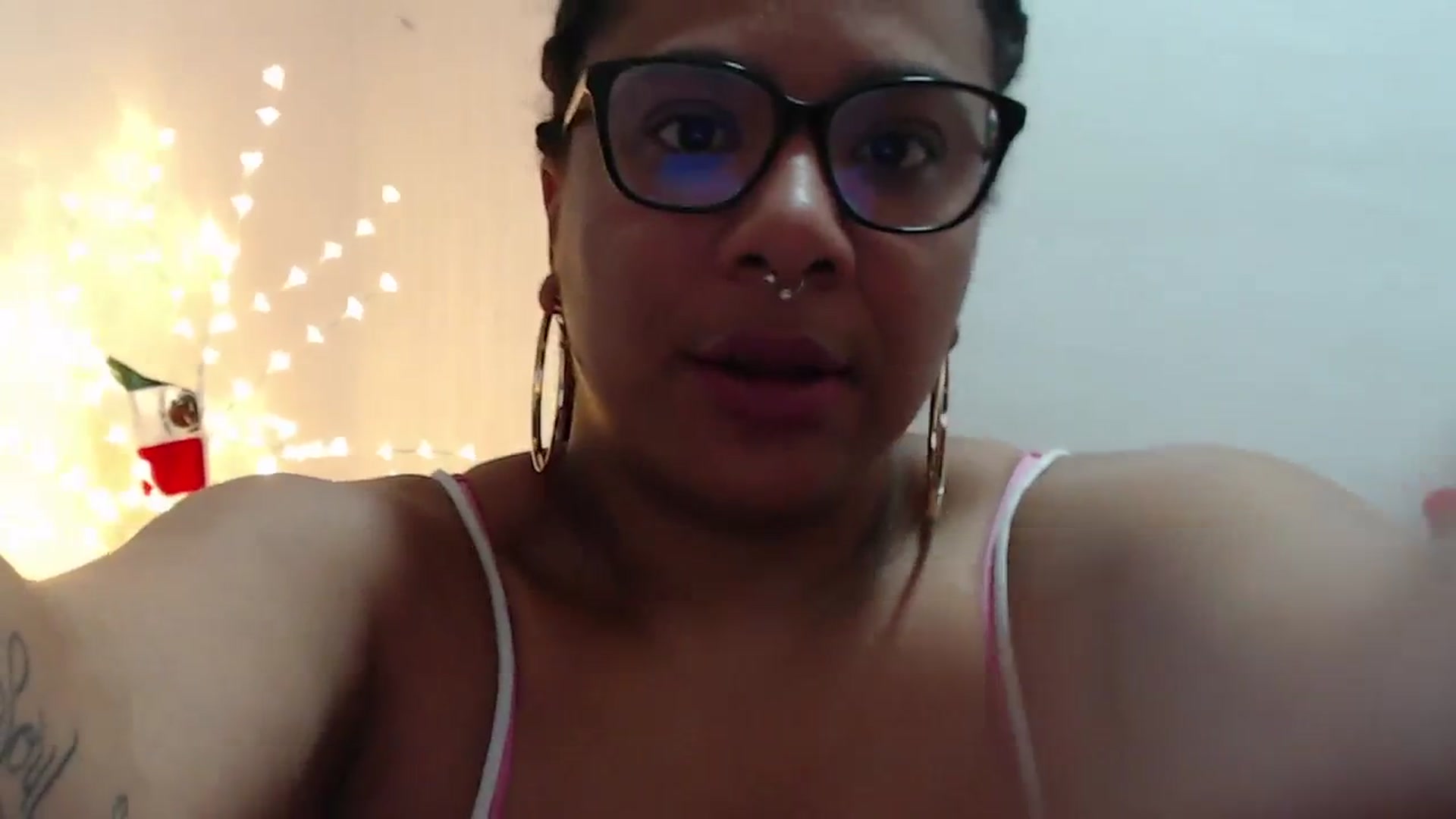 Gallery image thumbnail from Mysticbae's myfreecams stream on, 02/22/2024, 01:54 image 2 of 20