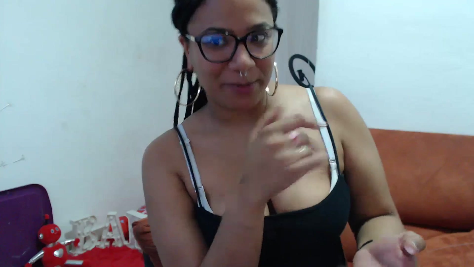 Gallery image thumbnail from Mysticbae's myfreecams stream on, 03/19/2024, 01:04 image 11 of 20