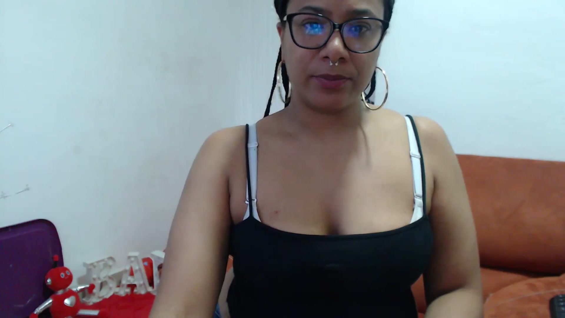 Gallery image thumbnail from Mysticbae's myfreecams stream on, 03/19/2024, 01:04 image 10 of 20