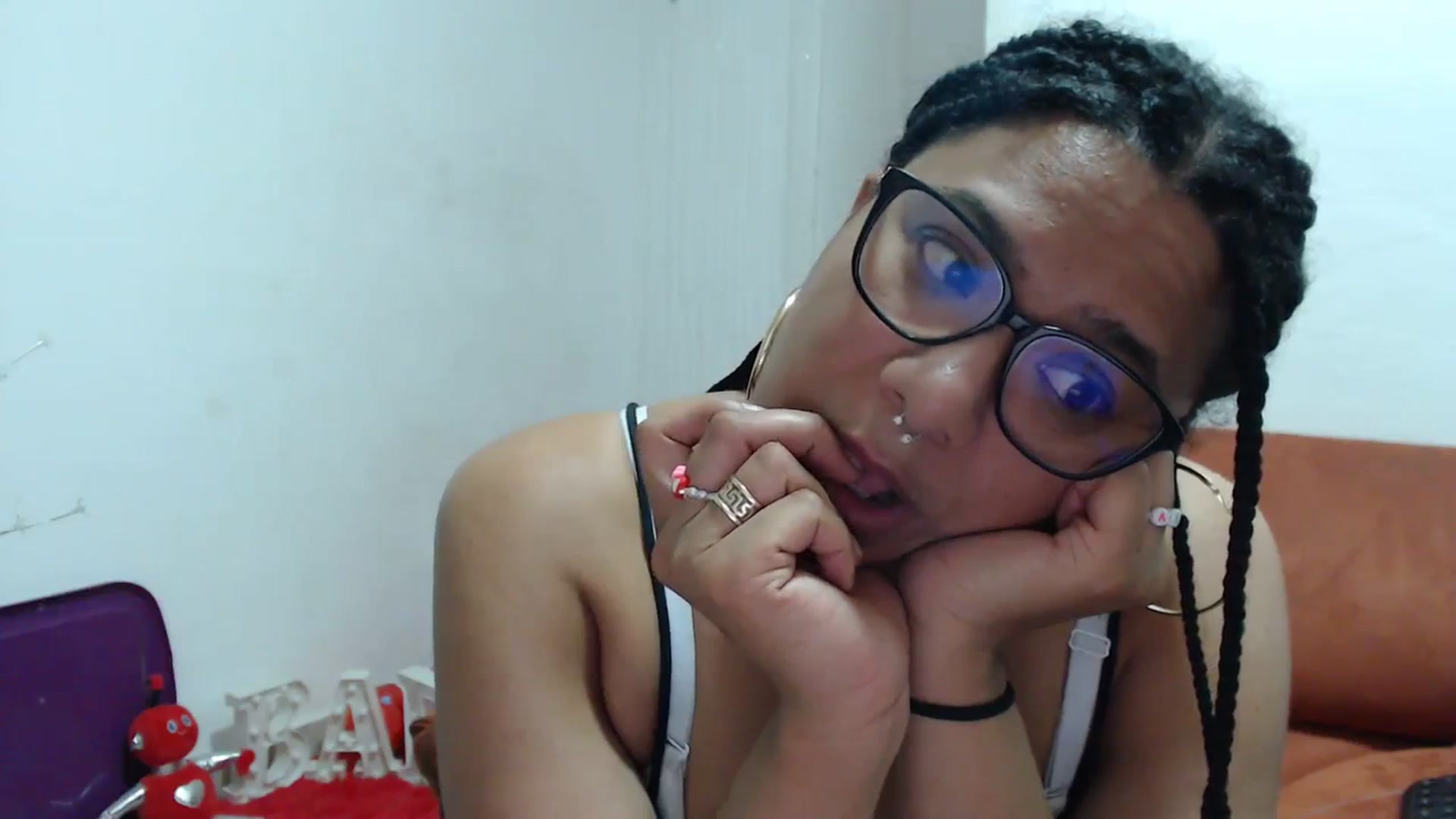 Gallery image thumbnail from Mysticbae's myfreecams stream on, 03/19/2024, 01:52 image 14 of 20
