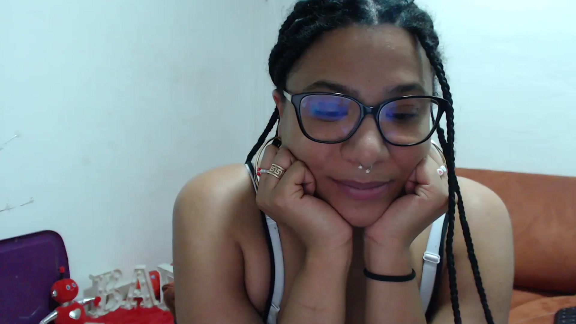 Gallery image thumbnail from Mysticbae's myfreecams stream on, 03/19/2024, 01:52 image 13 of 20