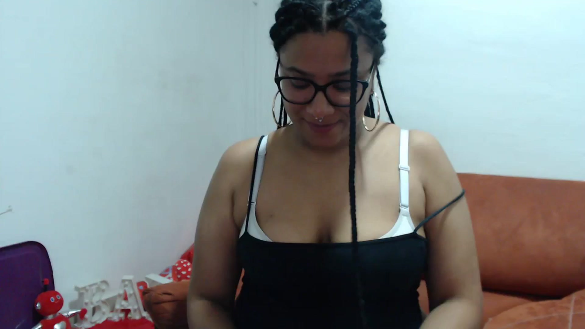 Gallery image thumbnail from Mysticbae's myfreecams stream on, 03/19/2024, 01:52 image 2 of 20
