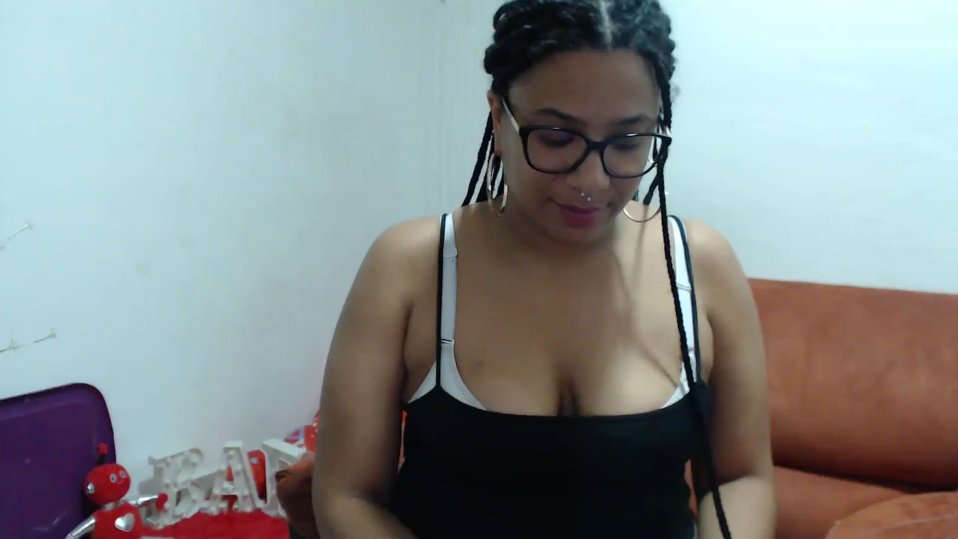 Gallery image thumbnail from Mysticbae's myfreecams stream on, 03/19/2024, 01:52 image 20 of 20