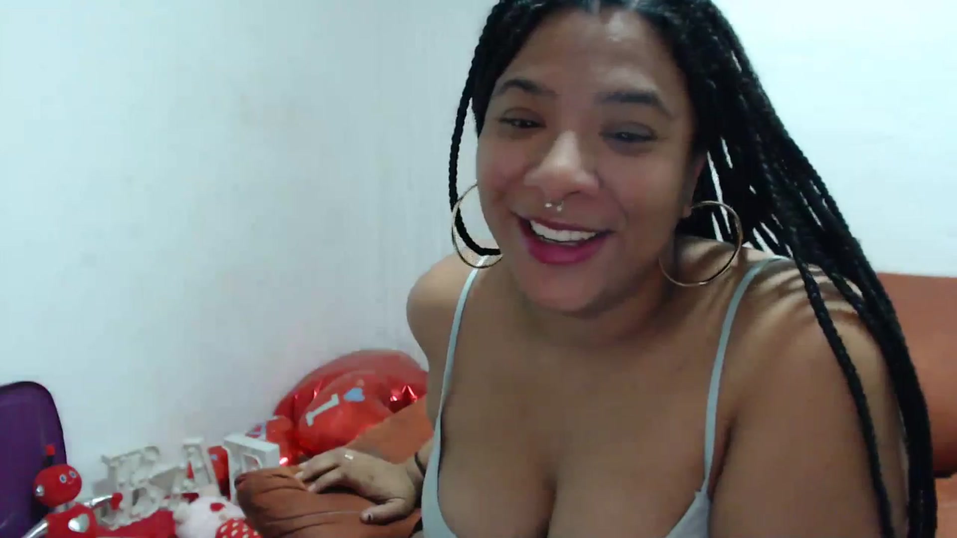 Gallery image thumbnail from Mysticbae's myfreecams stream on, 03/21/2024, 02:02 image 12 of 20