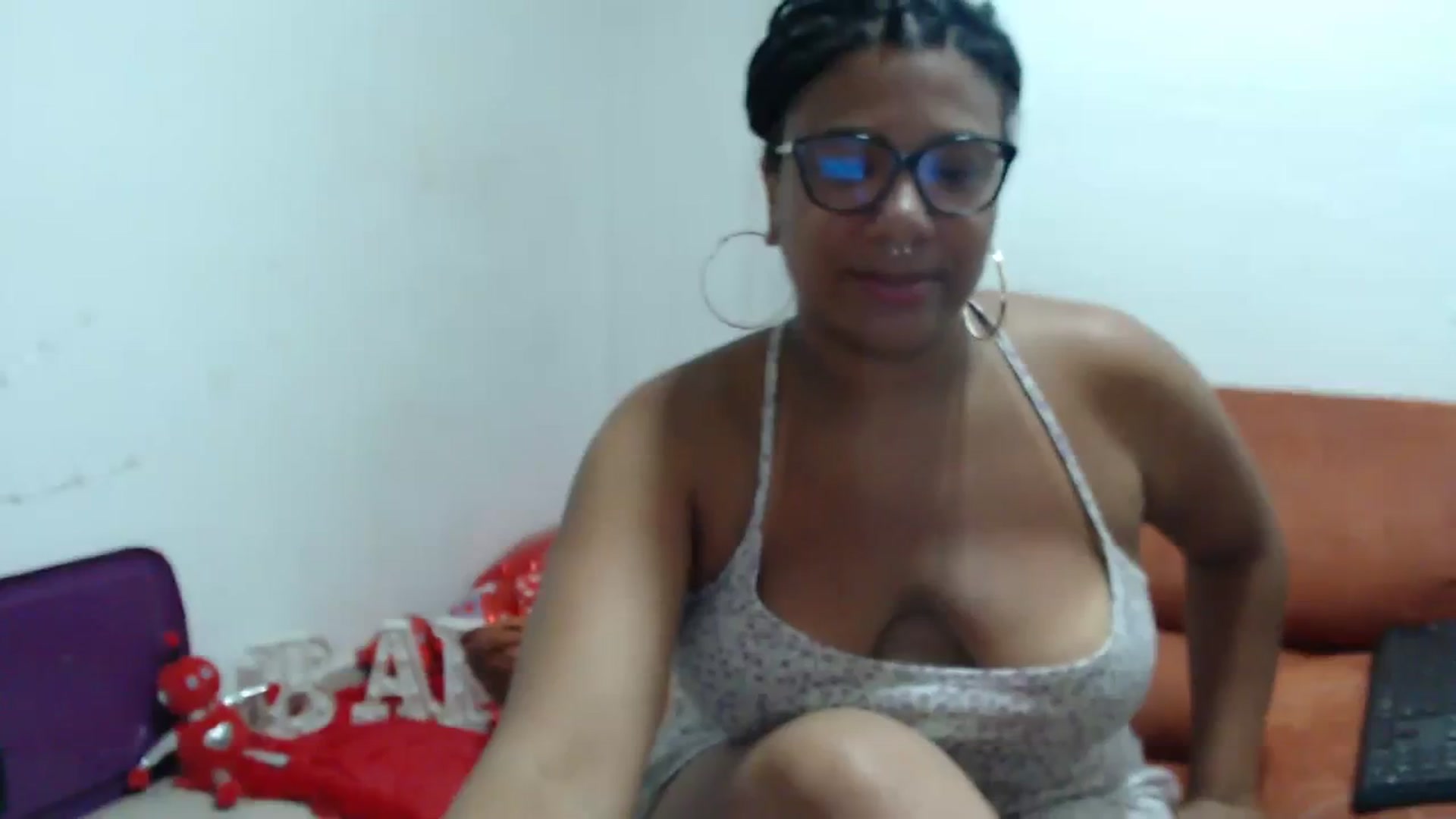 Gallery image thumbnail from Mysticbae's myfreecams stream on, 03/27/2024, 02:10 image 15 of 20