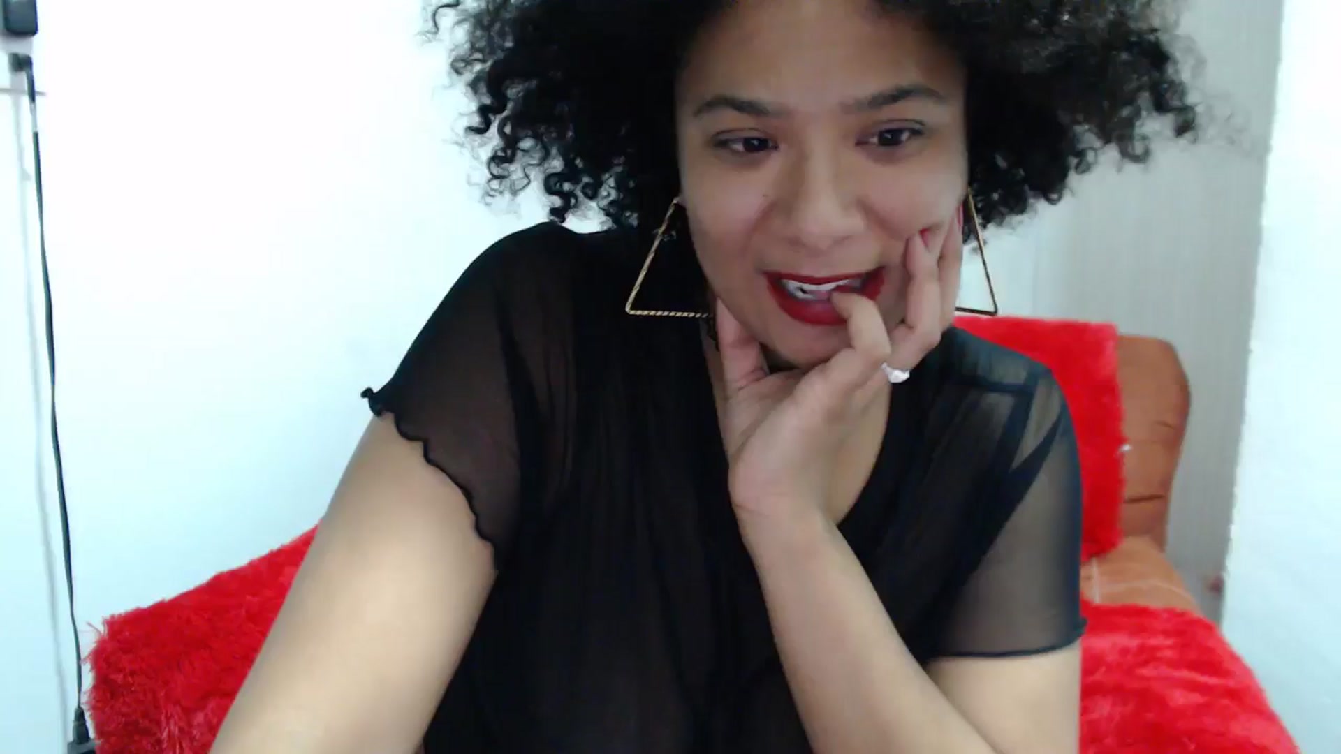 Gallery image thumbnail from Mysticbae's myfreecams stream on, 05/09/2024, 01:42 image 15 of 20