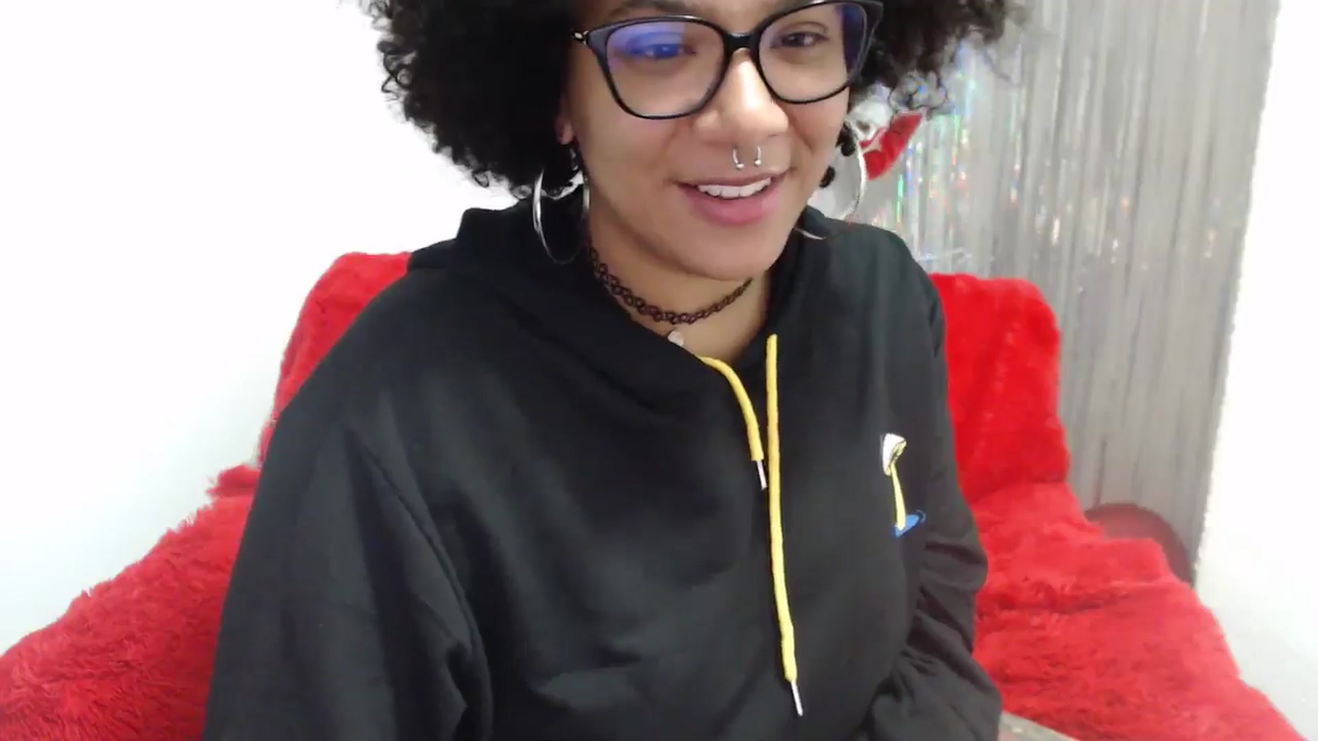 Gallery image thumbnail from Mysticbae's myfreecams stream on, 06/24/2024, 01:39 image 7 of 20
