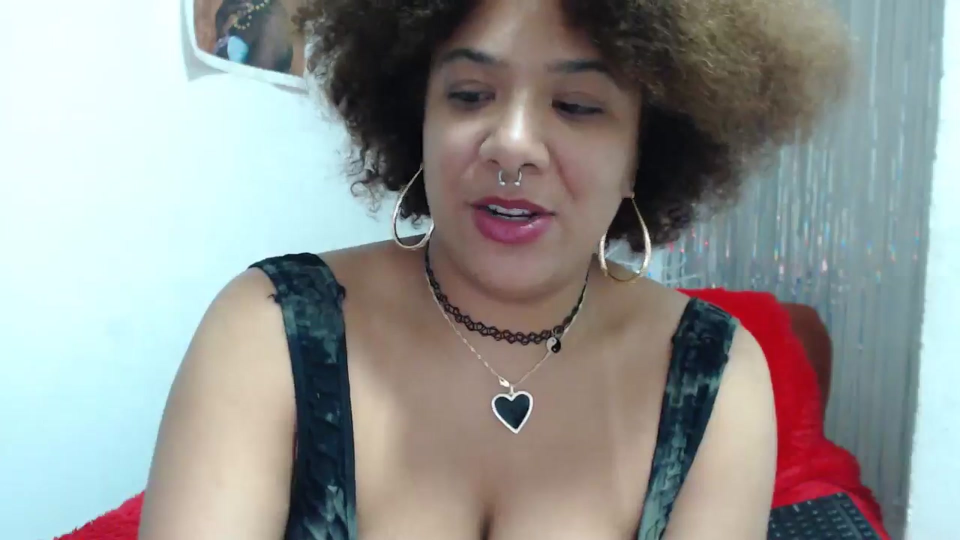 Gallery image thumbnail from Mysticbae's myfreecams stream on, 07/10/2024, 01:33 image 8 of 20