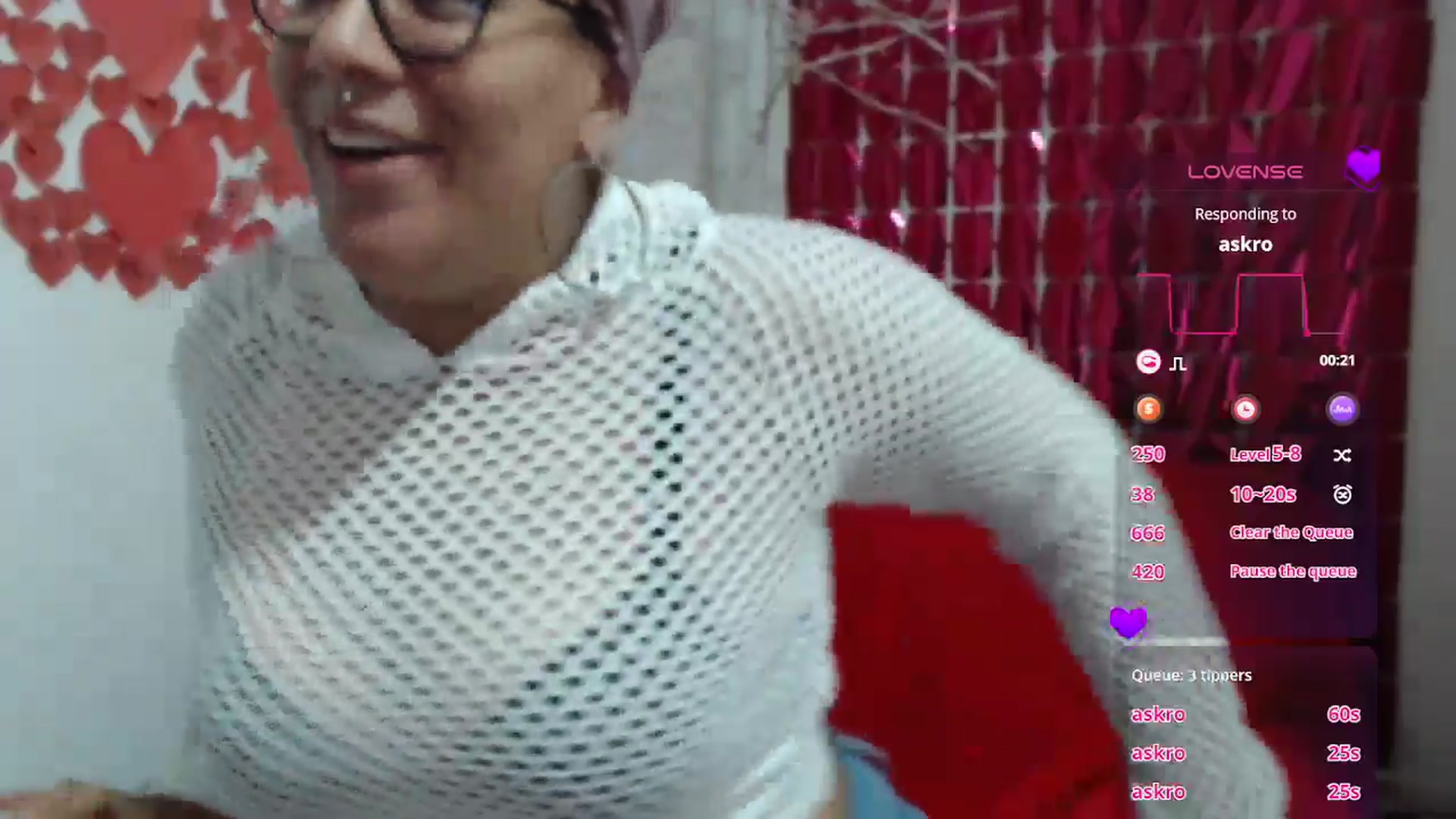 Gallery image thumbnail from Mysticbae's myfreecams stream on, 04/19/2025, 01:47 image 10 of 20